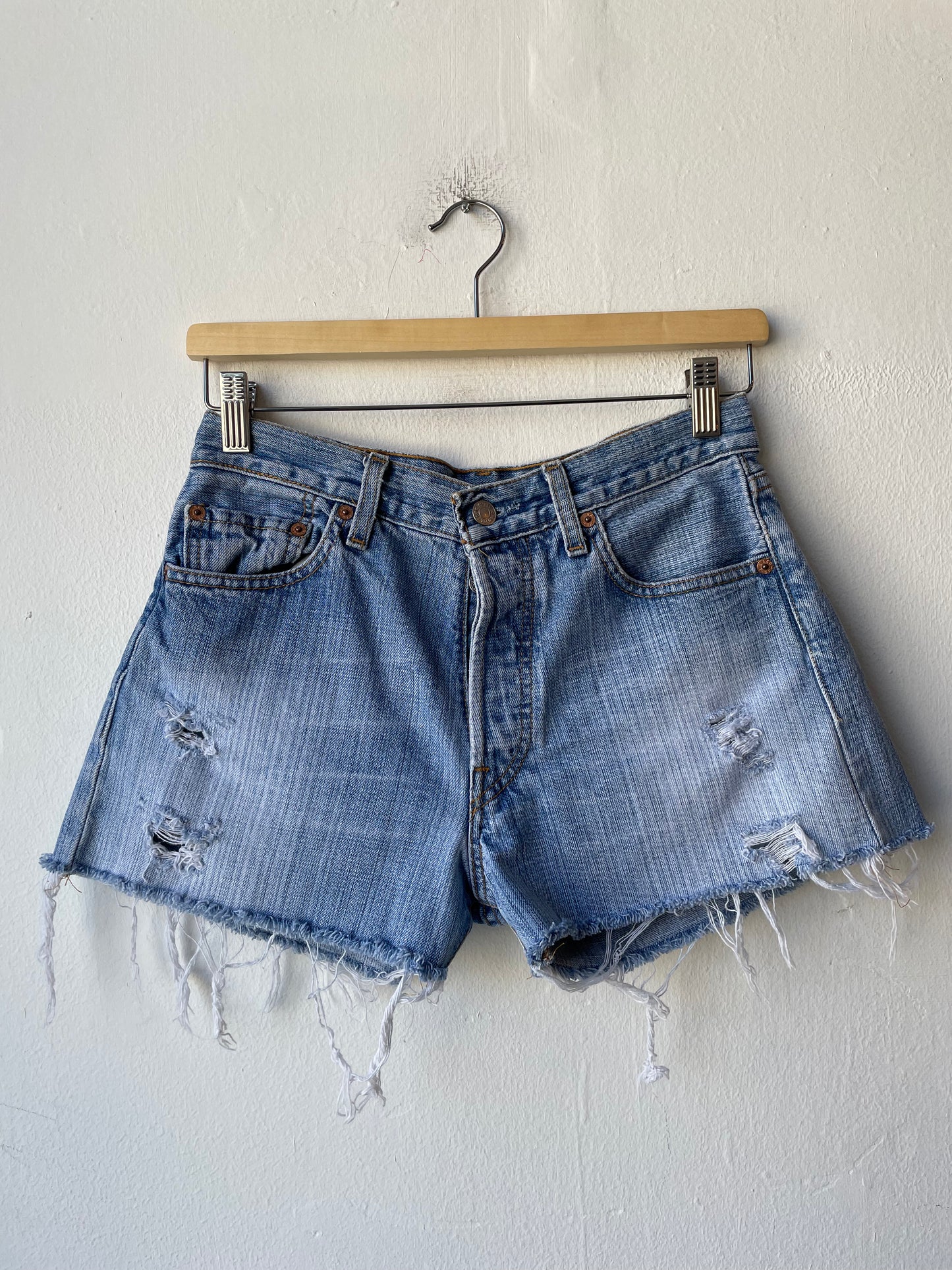 Y2K Levi's 501 Cutoff Shorts 28"