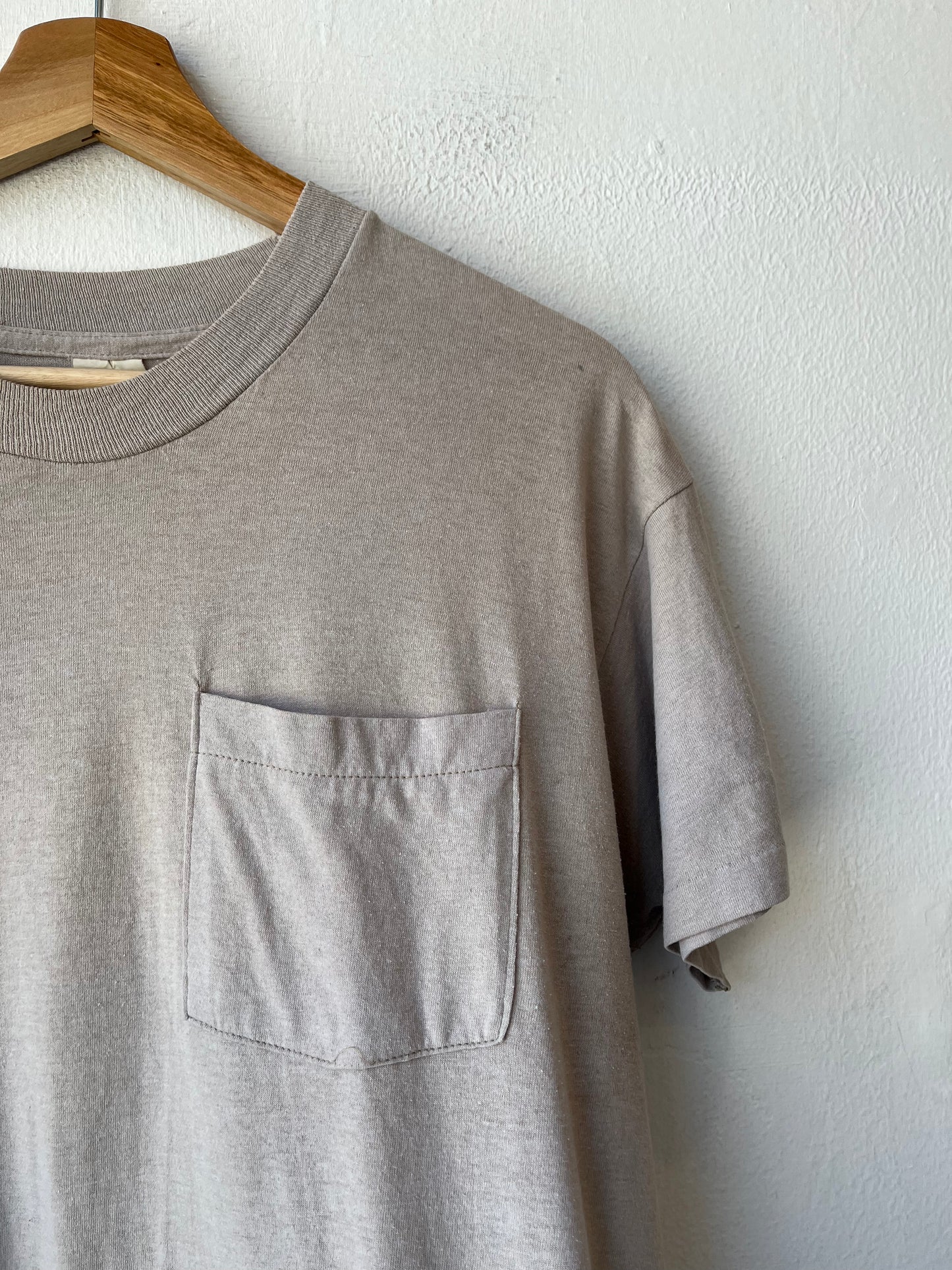 80's Beige Pocket Tee