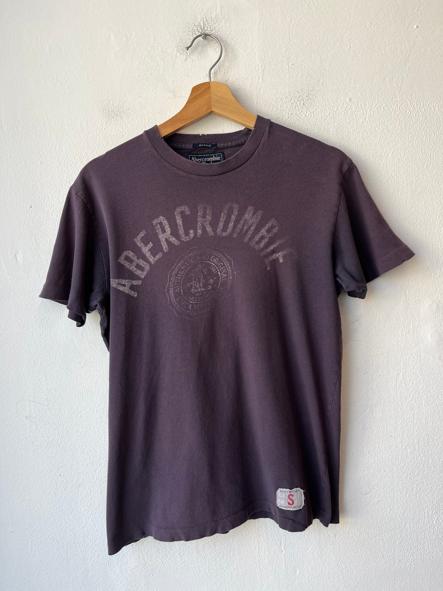 Y2K Faded Abercrombie T-Shirt
