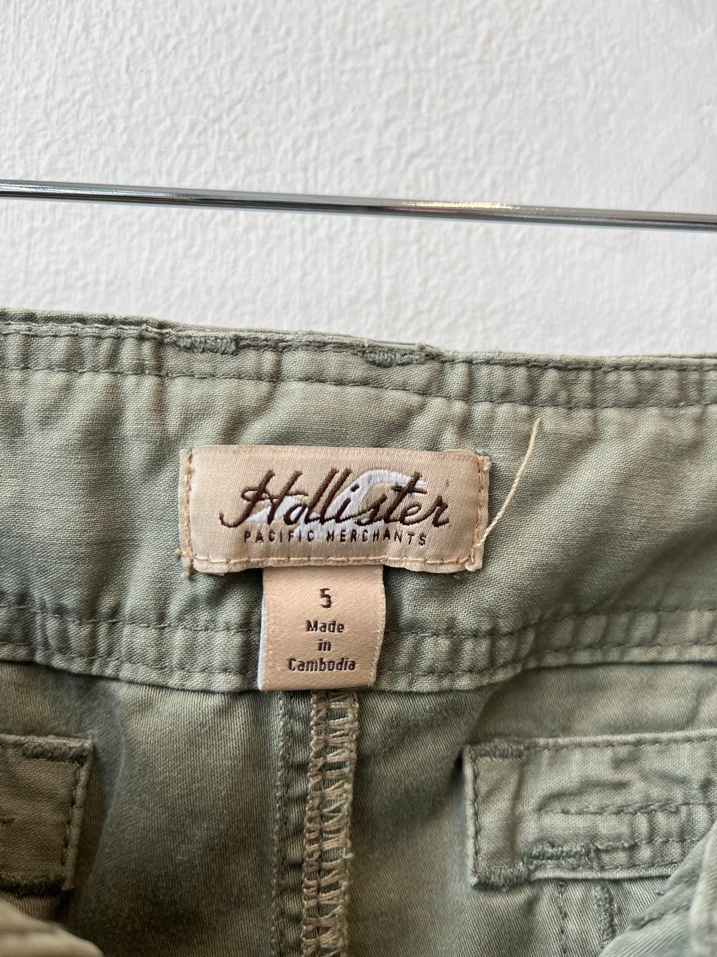 Y2K Hollister Low Rise Cargo Flare Pants 31"
