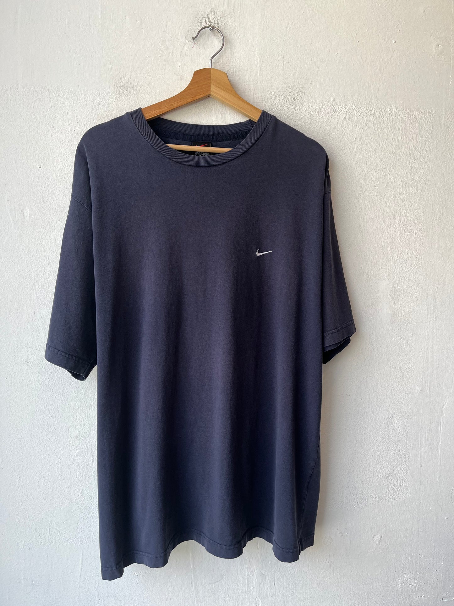 Y2K Nike Navy T-Shirt