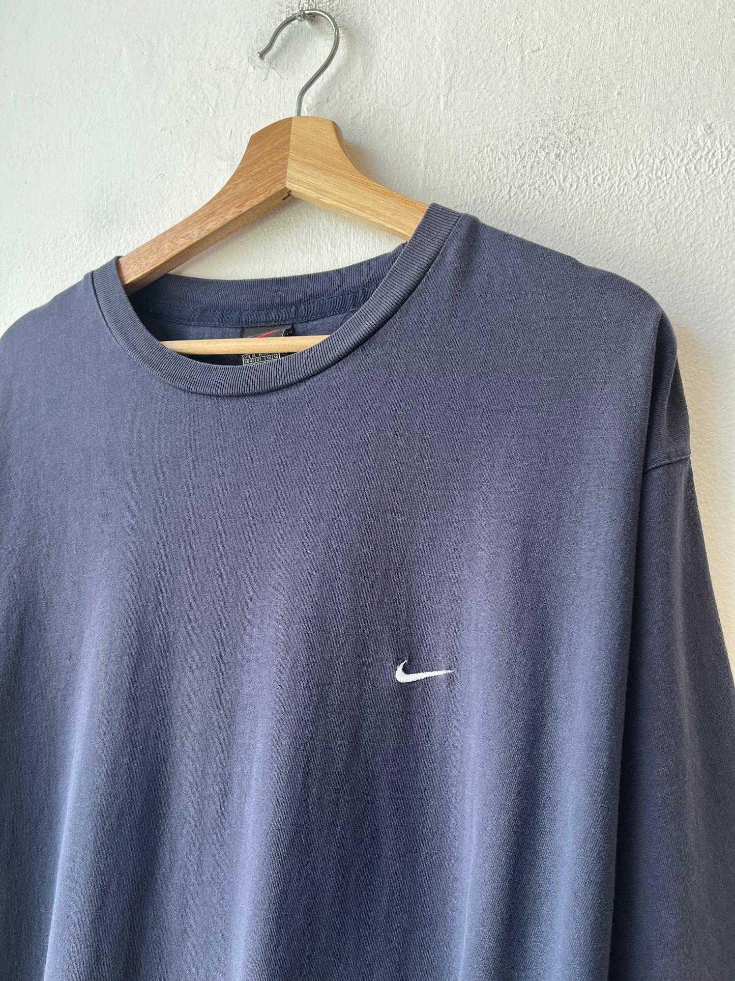 Y2K Nike Navy T-Shirt