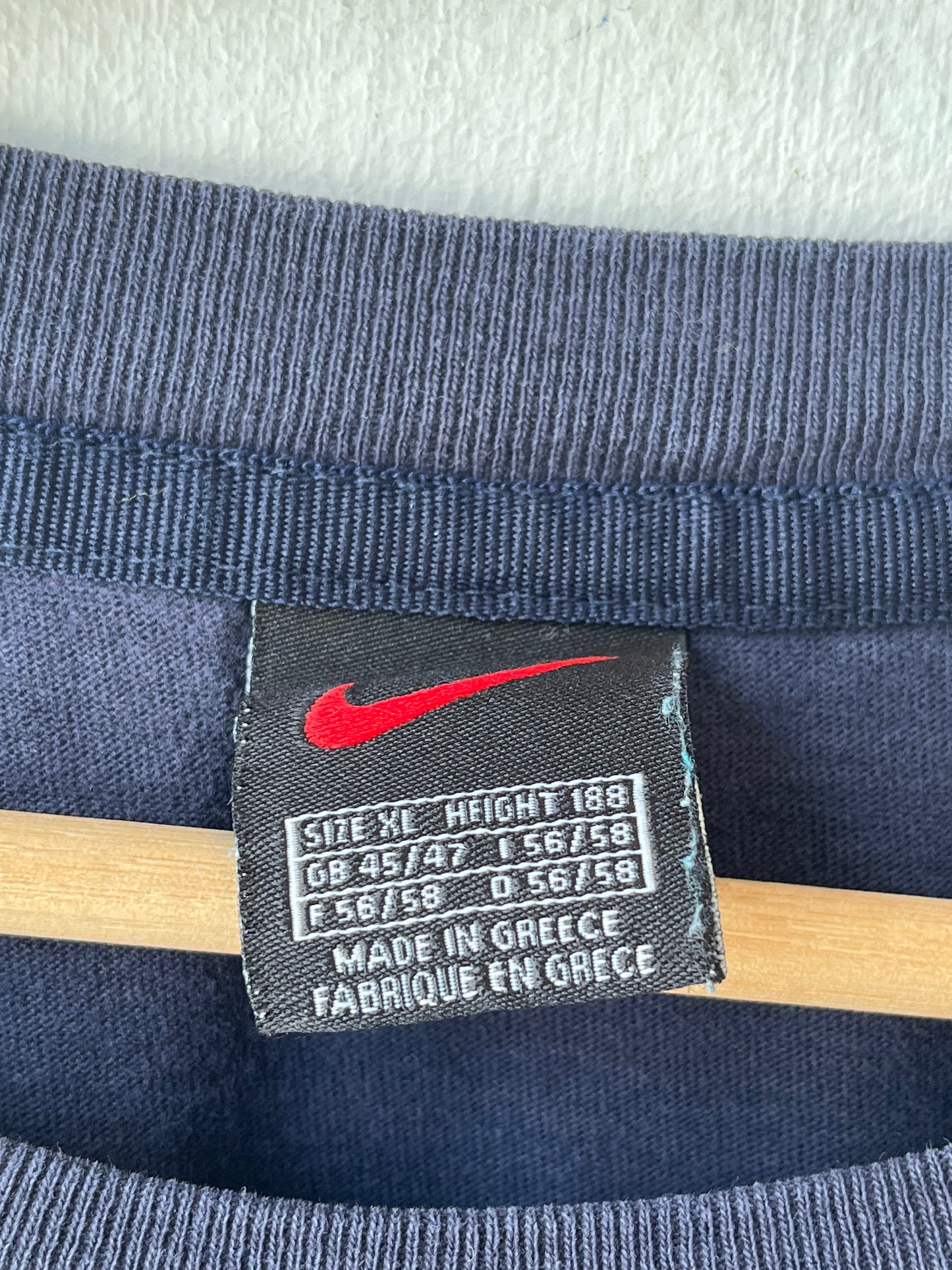 Y2K Nike Navy T-Shirt