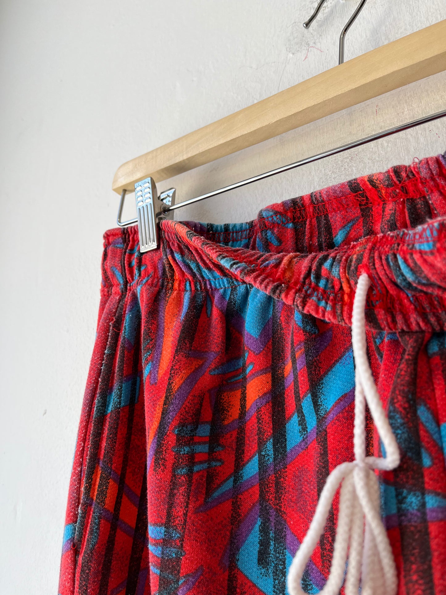 90's Abstract Sweatpants 30- 38"
