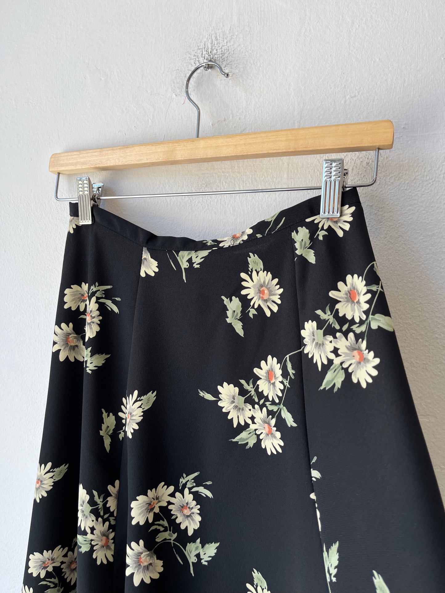 90's Floral Midi Skirt 25-30"