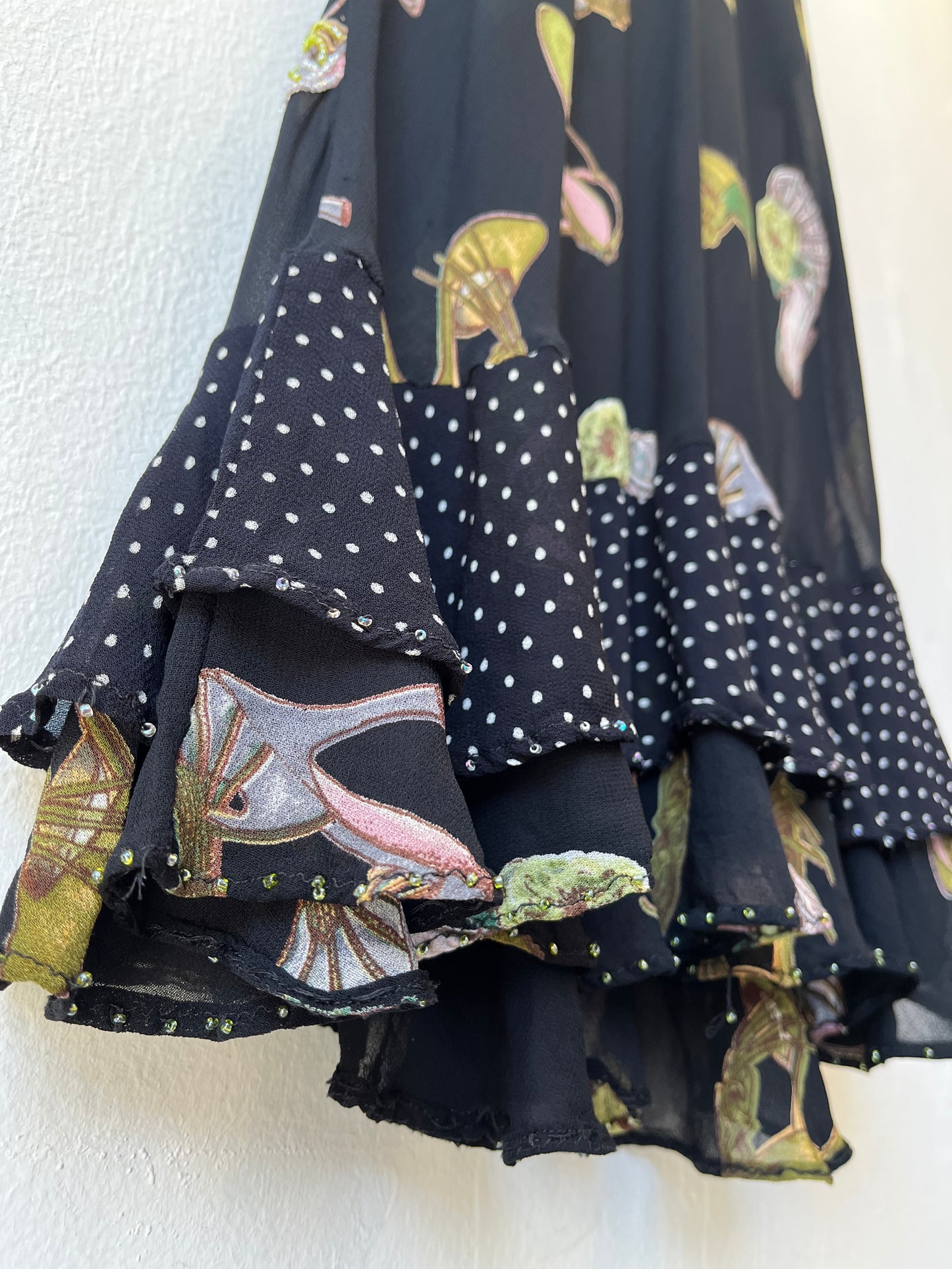 90's Beaded Shoe Maxi Skirt 24-29"