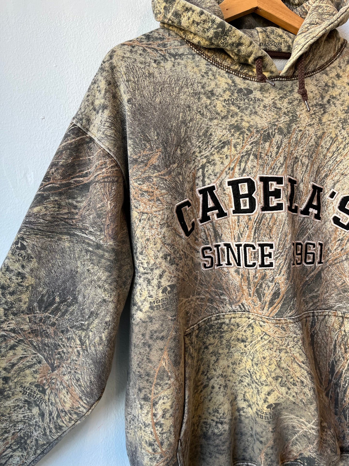 Y2K Cabela's Camo Hoodie
