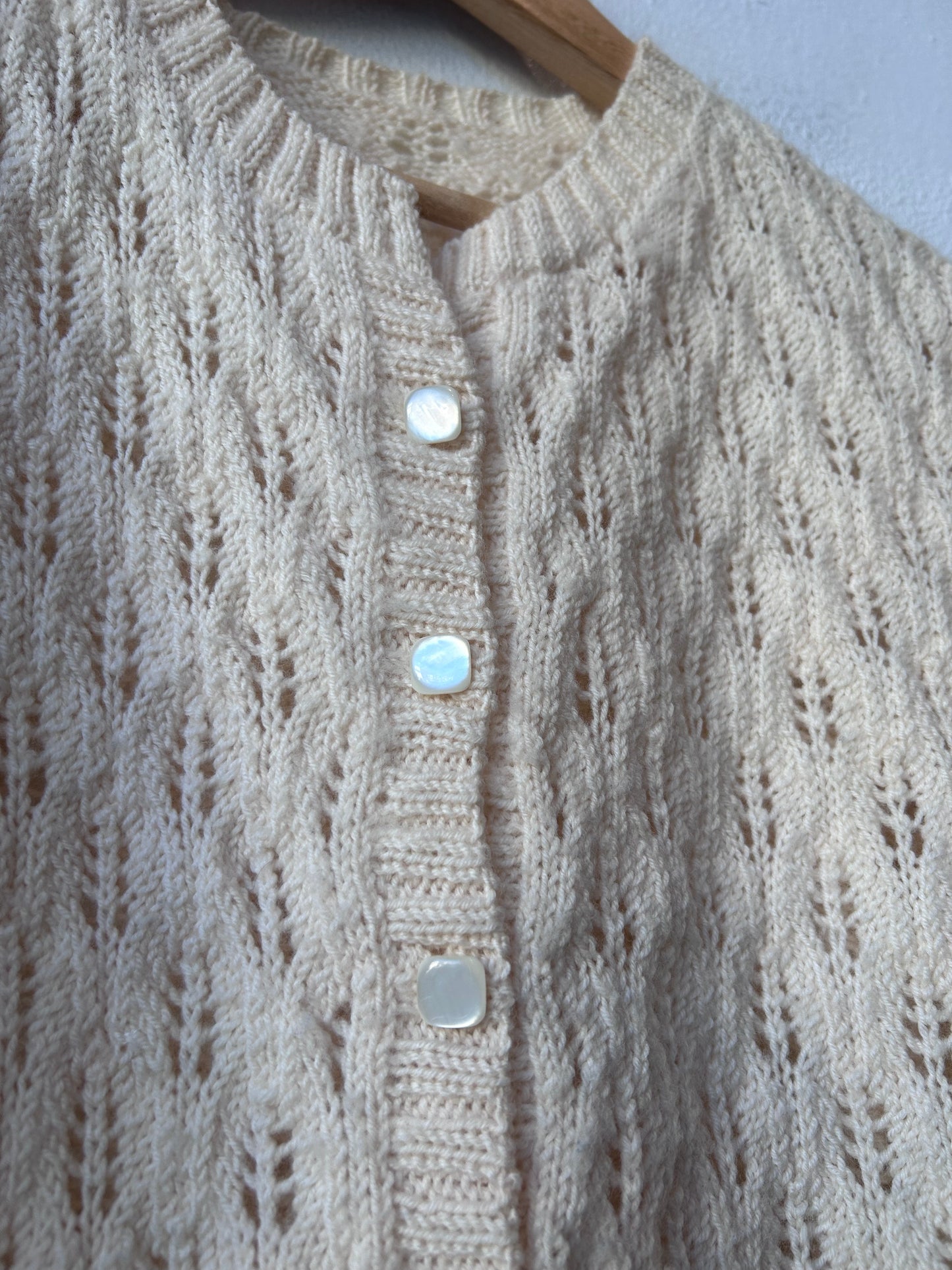 90's White Quarter Sleeve Cardigan