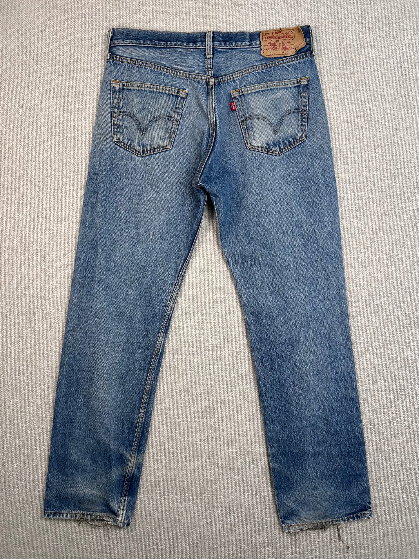 Y2K Distressed Levi's 501 33"
