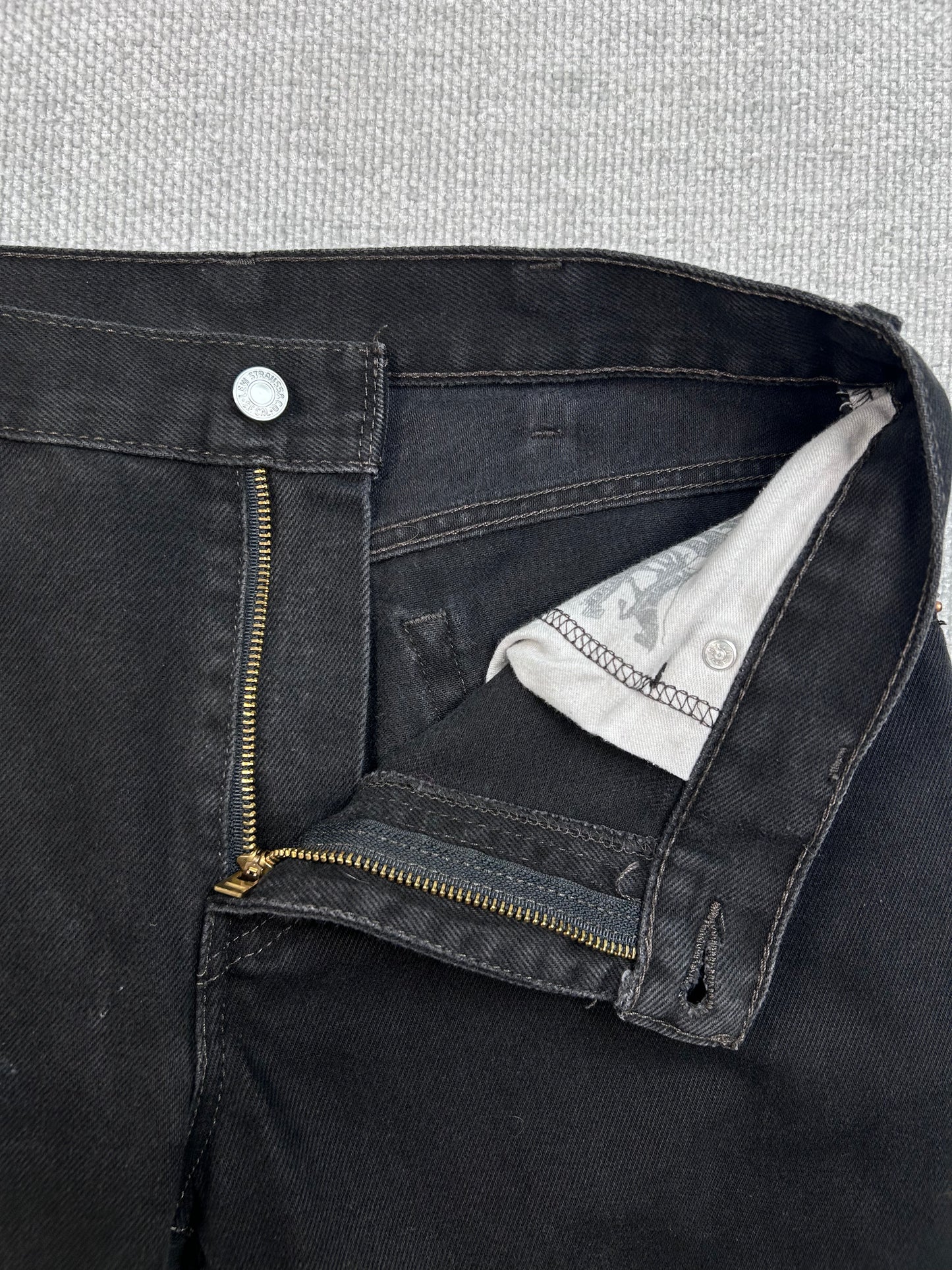 Y2K Levi's 517 Black Jeans 30"