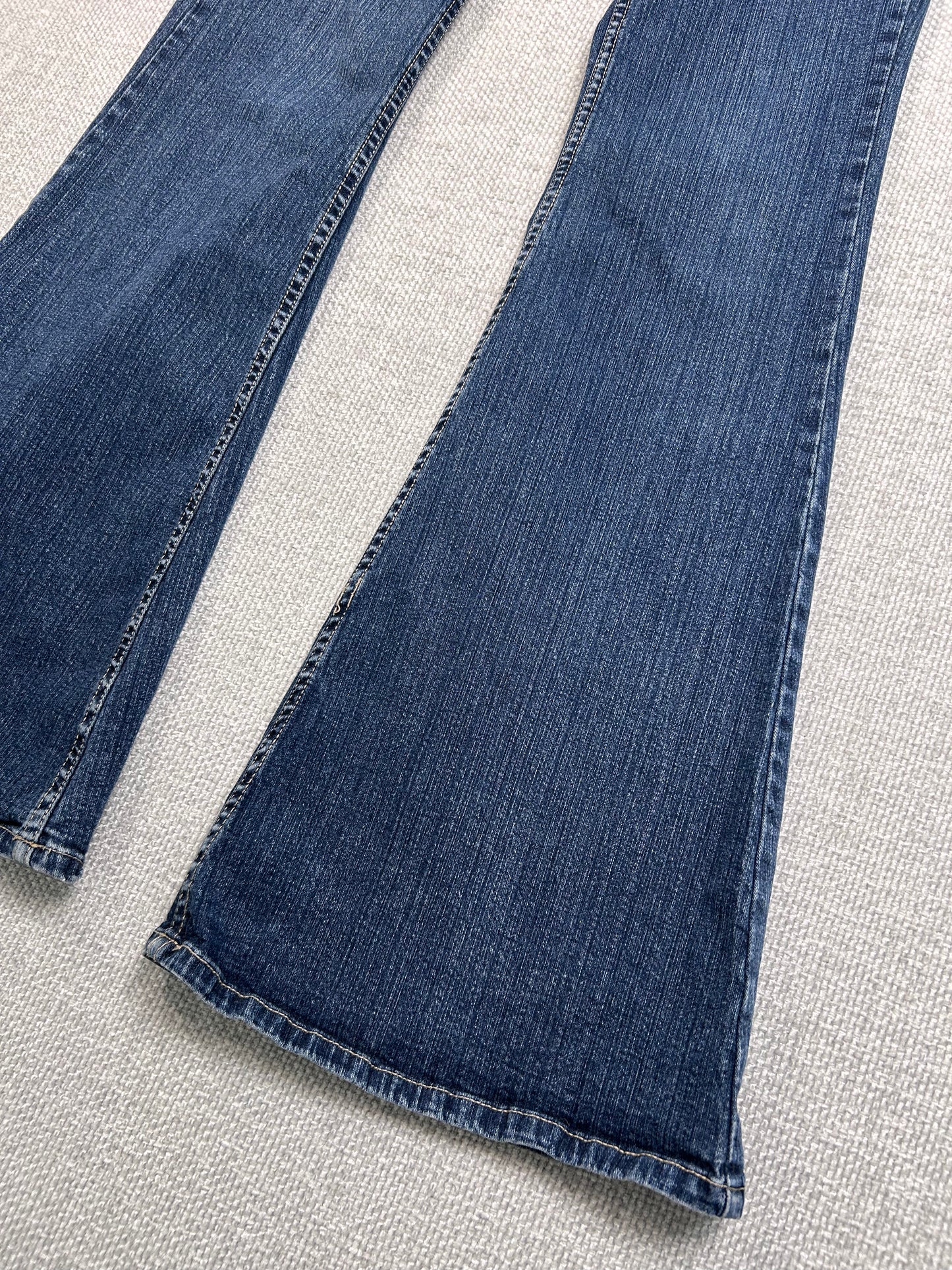 Y2K Low Rise Flare Jeans 26"