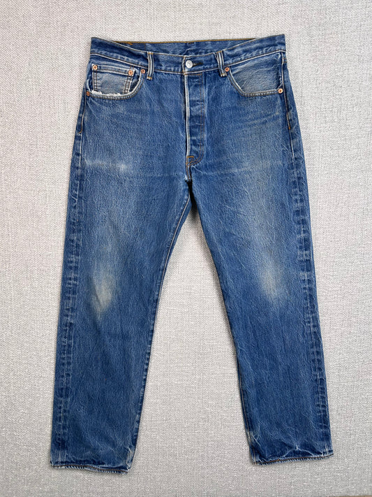 Y2K Levi's 501 Jeans 32"