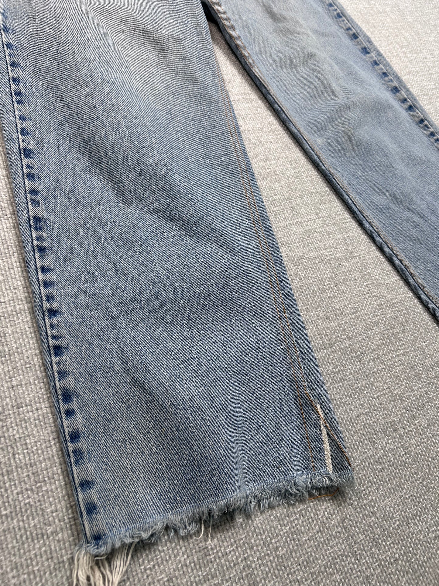 Y2K Levi's 560 30"