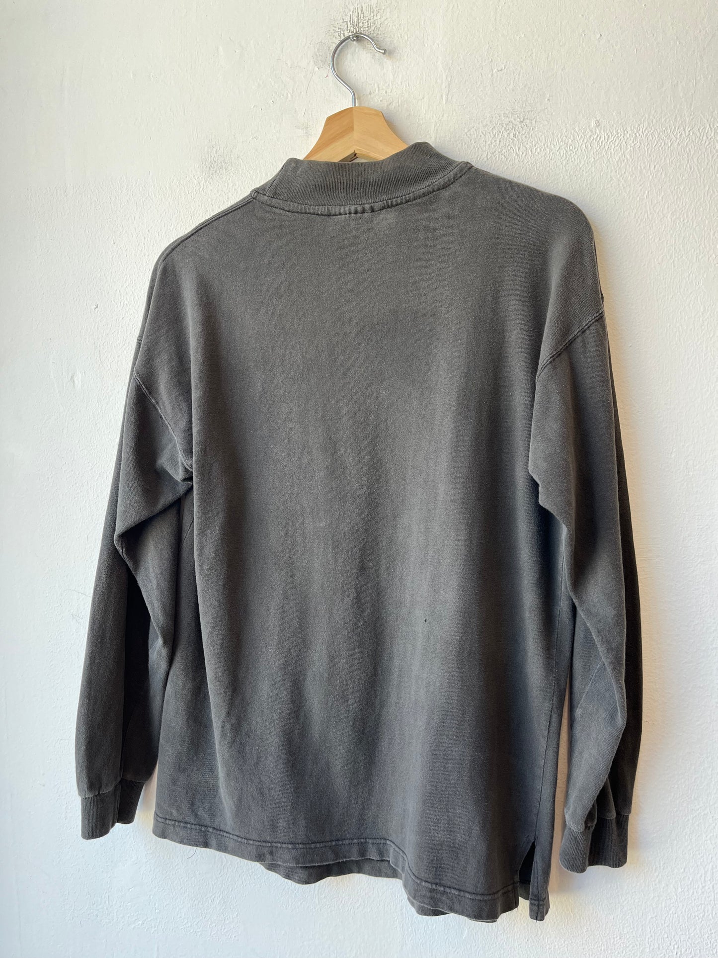 90's Long Sleeve Pocket Tee