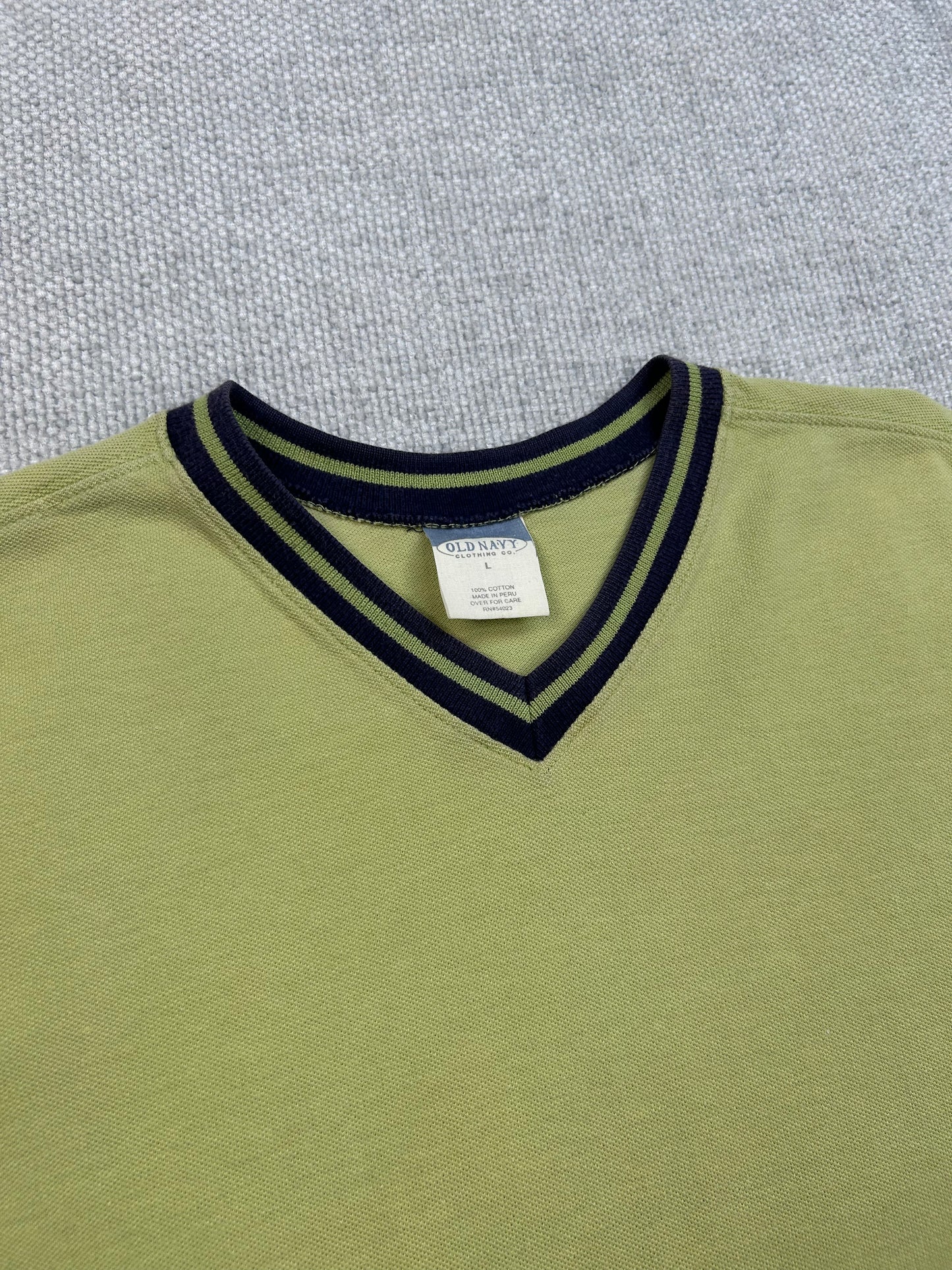 Y2K Old Navy V Neck T-Shirt