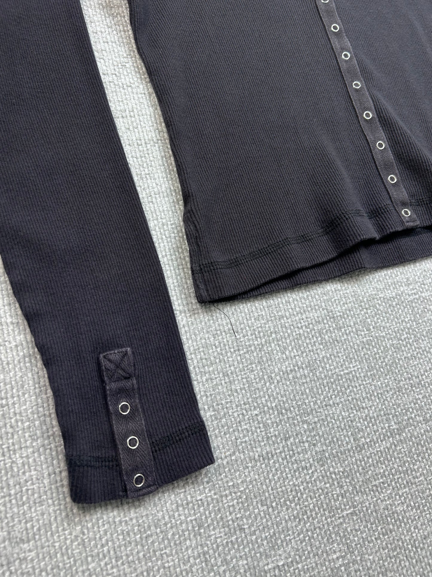 Y2K Full Snap Long Sleeve