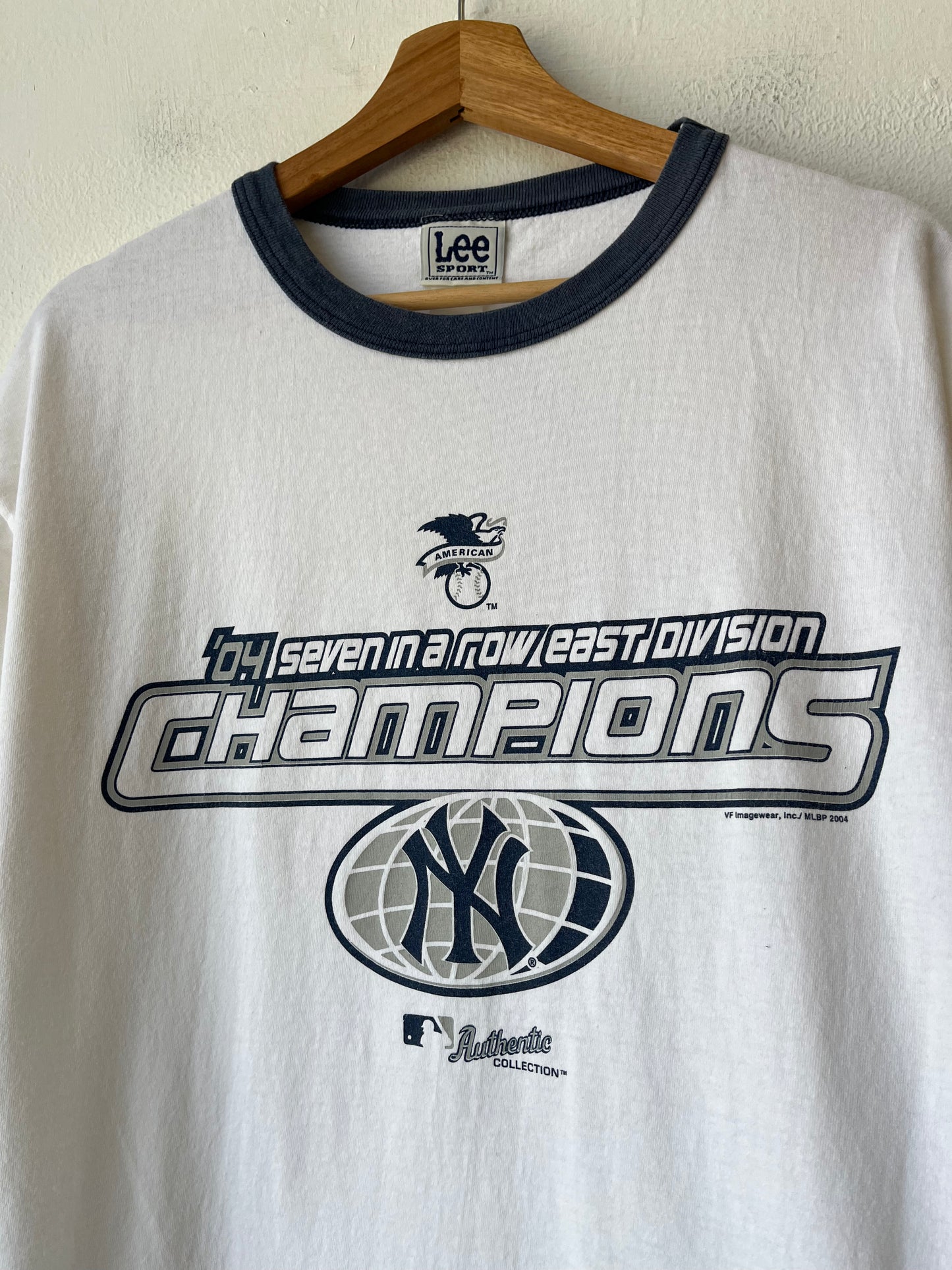 2004 Yankees Ringer T-Shirt