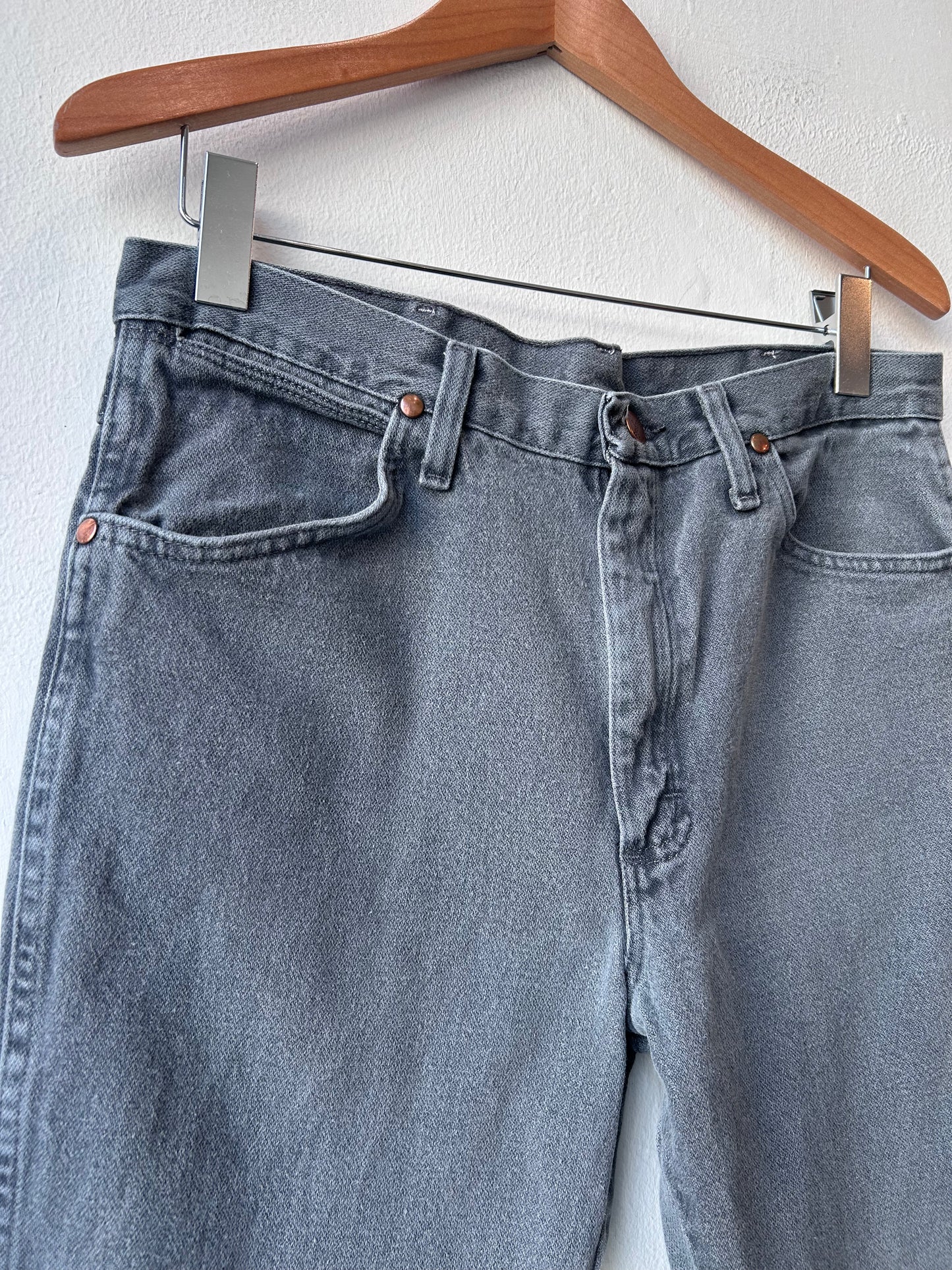 Y2K Gray Wrangler Jeans 32"