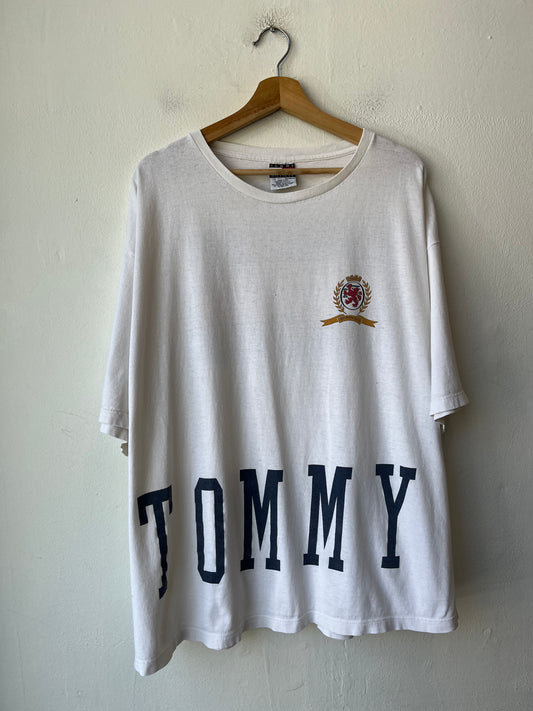 90's Tommy Hilfiger T-Shirt