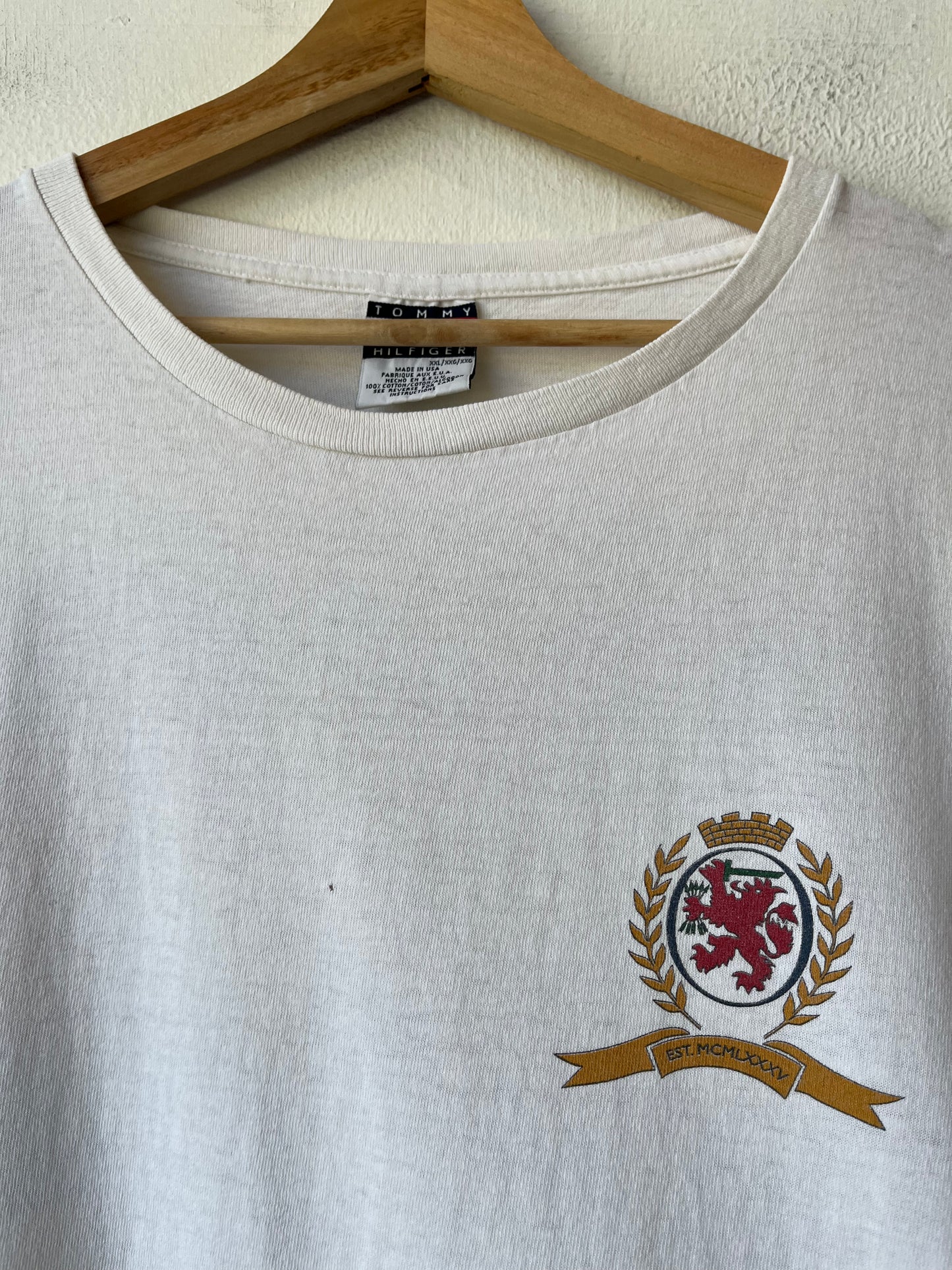 90's Tommy Hilfiger T-Shirt