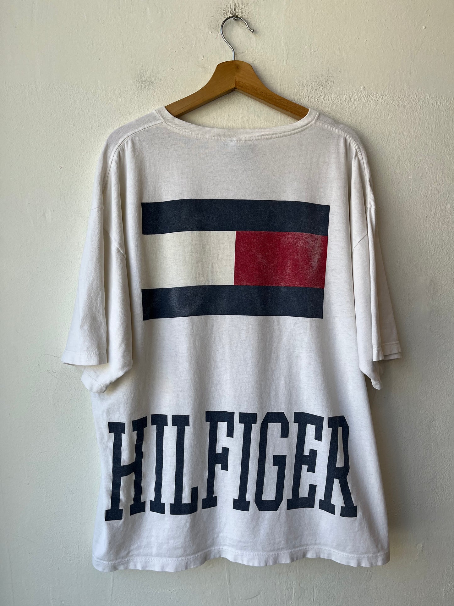 90's Tommy Hilfiger T-Shirt