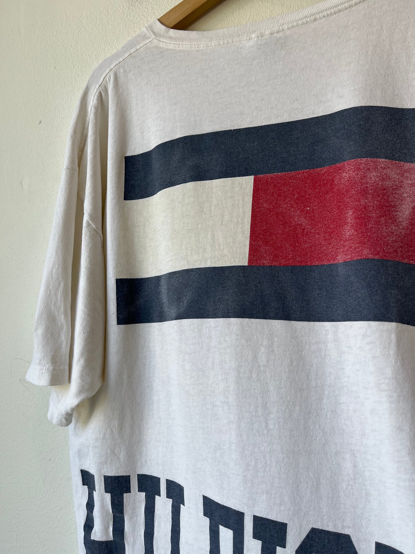 90's Tommy Hilfiger T-Shirt