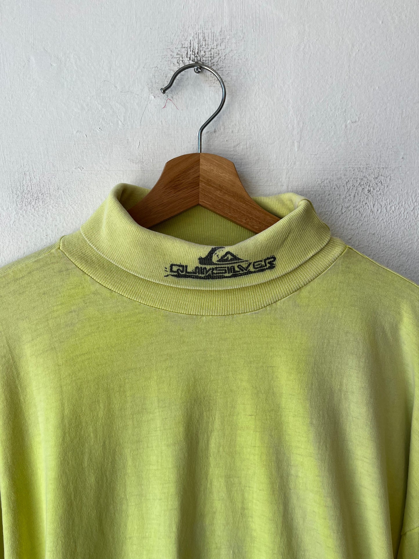 90's Quiksilver Turtleneck Shirt