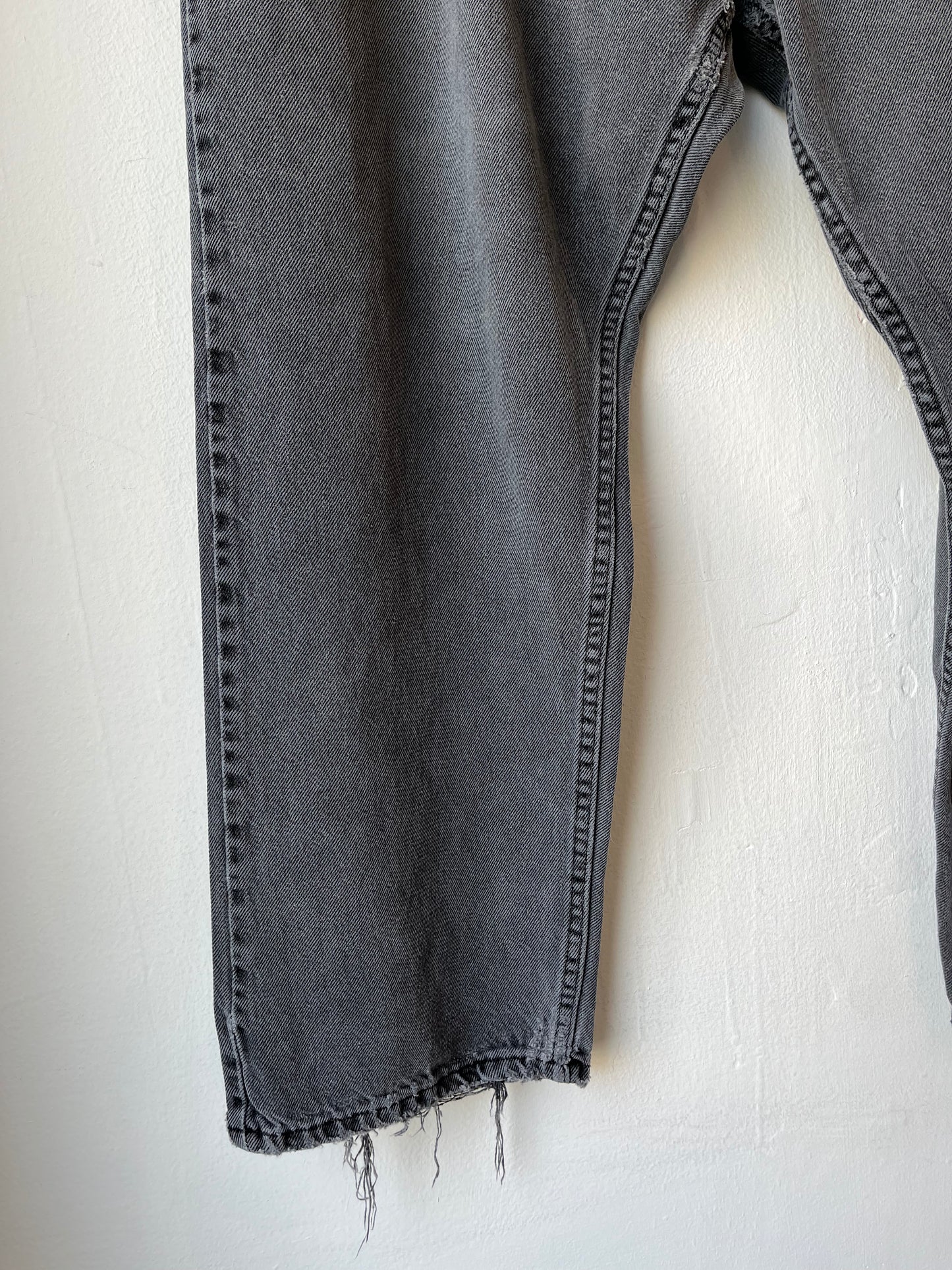 Y2K Faded Black Wrangler Jeans 42"