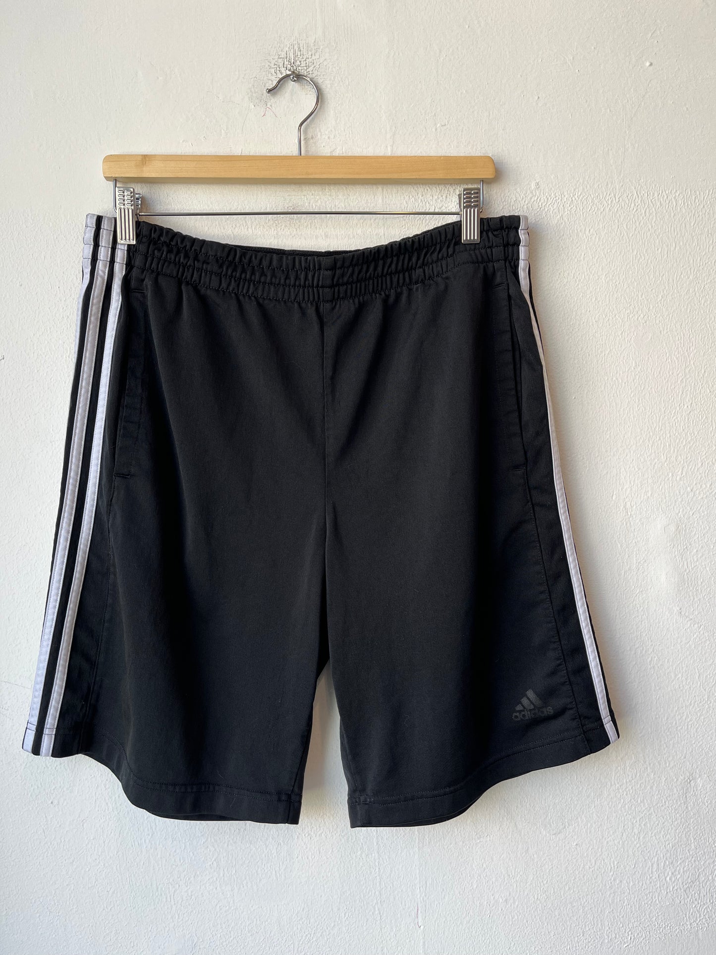 Y2K Adidas Basketball Shorts 31-36"