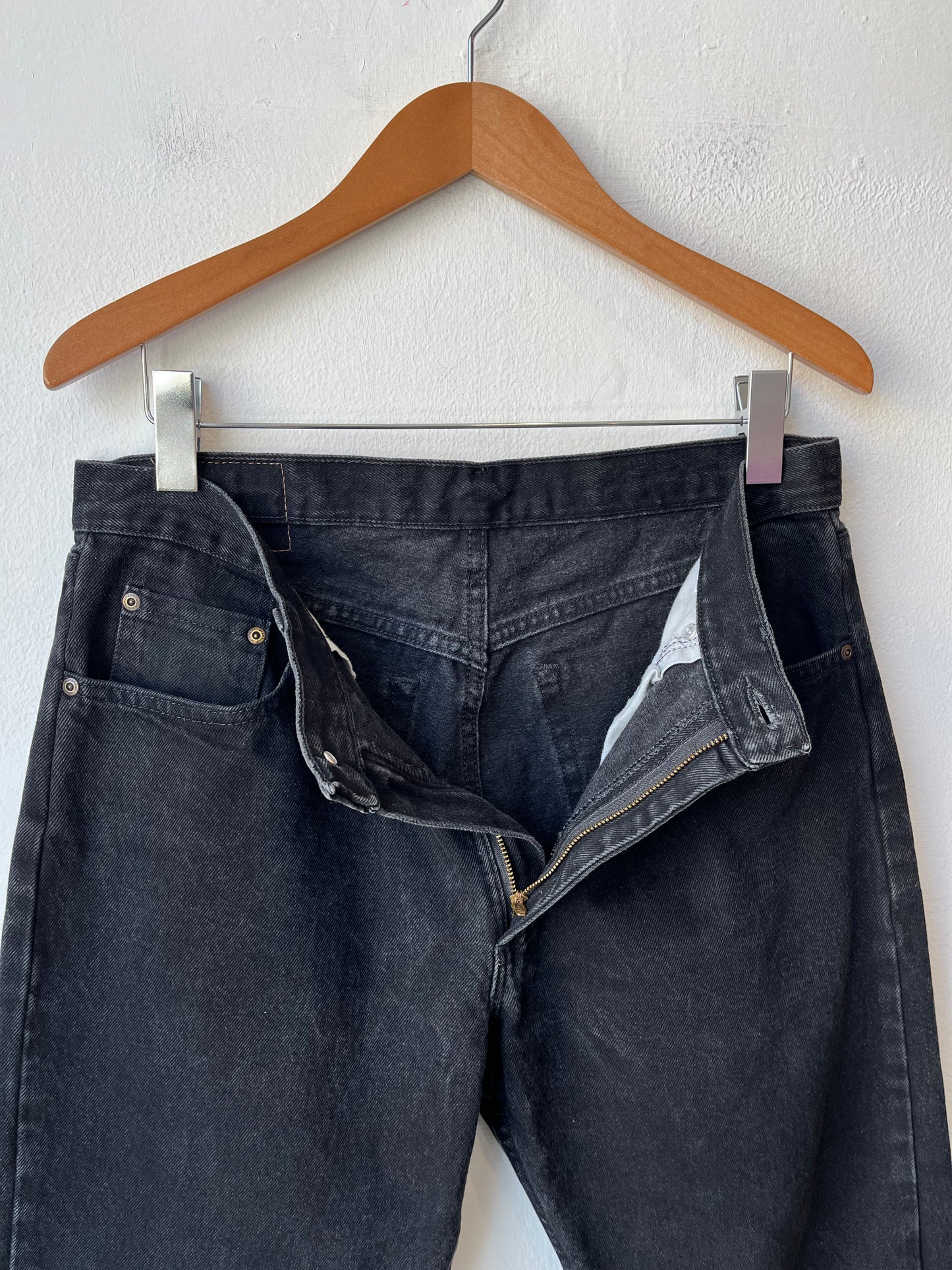 Y2K Black Wrangler Jeans 33"