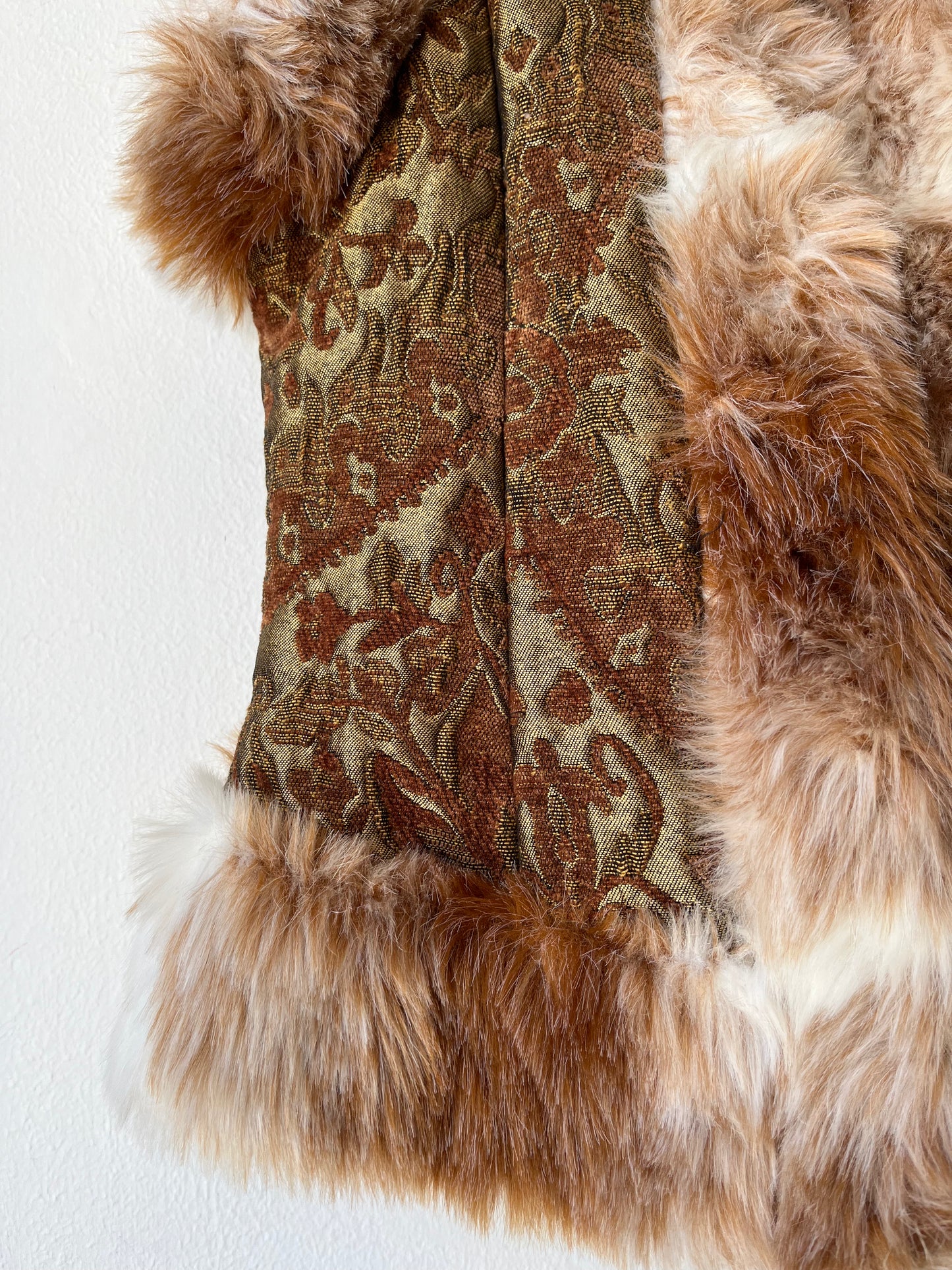 Y2K Fur Trimmed Vest