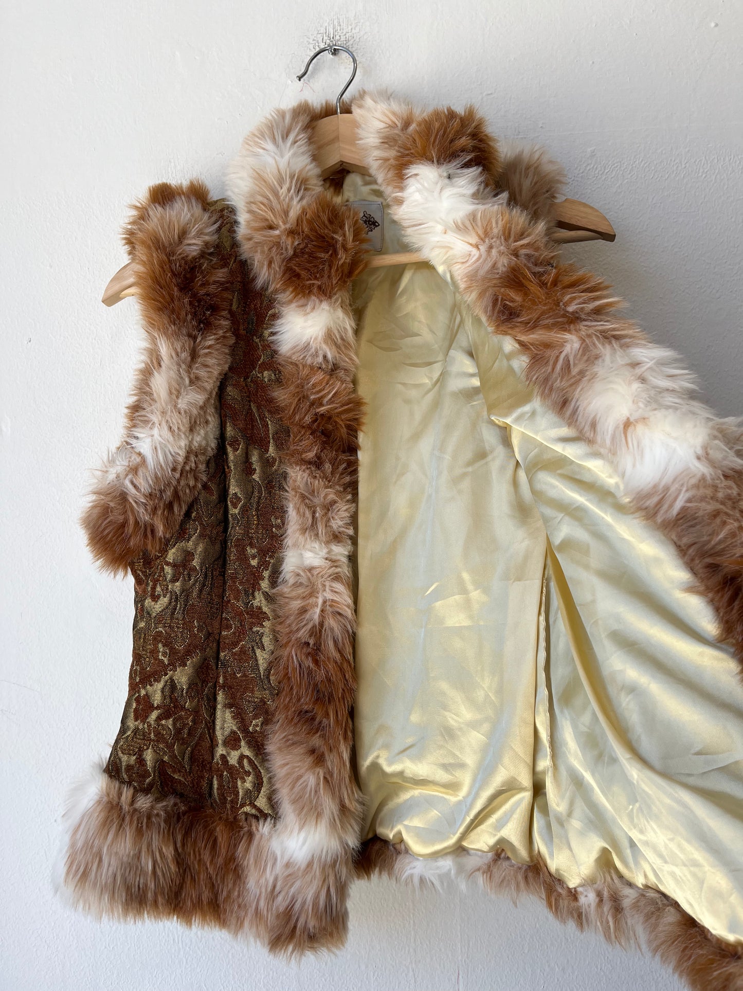 Y2K Fur Trimmed Vest