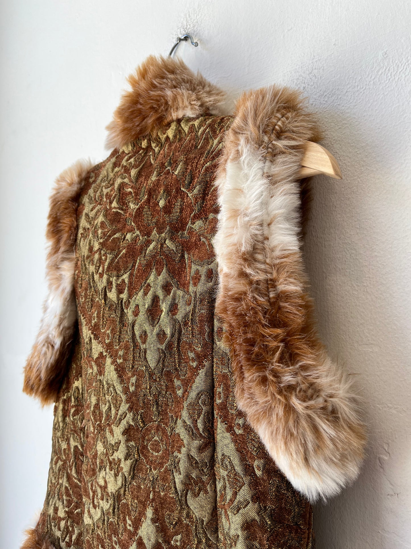 Y2K Fur Trimmed Vest