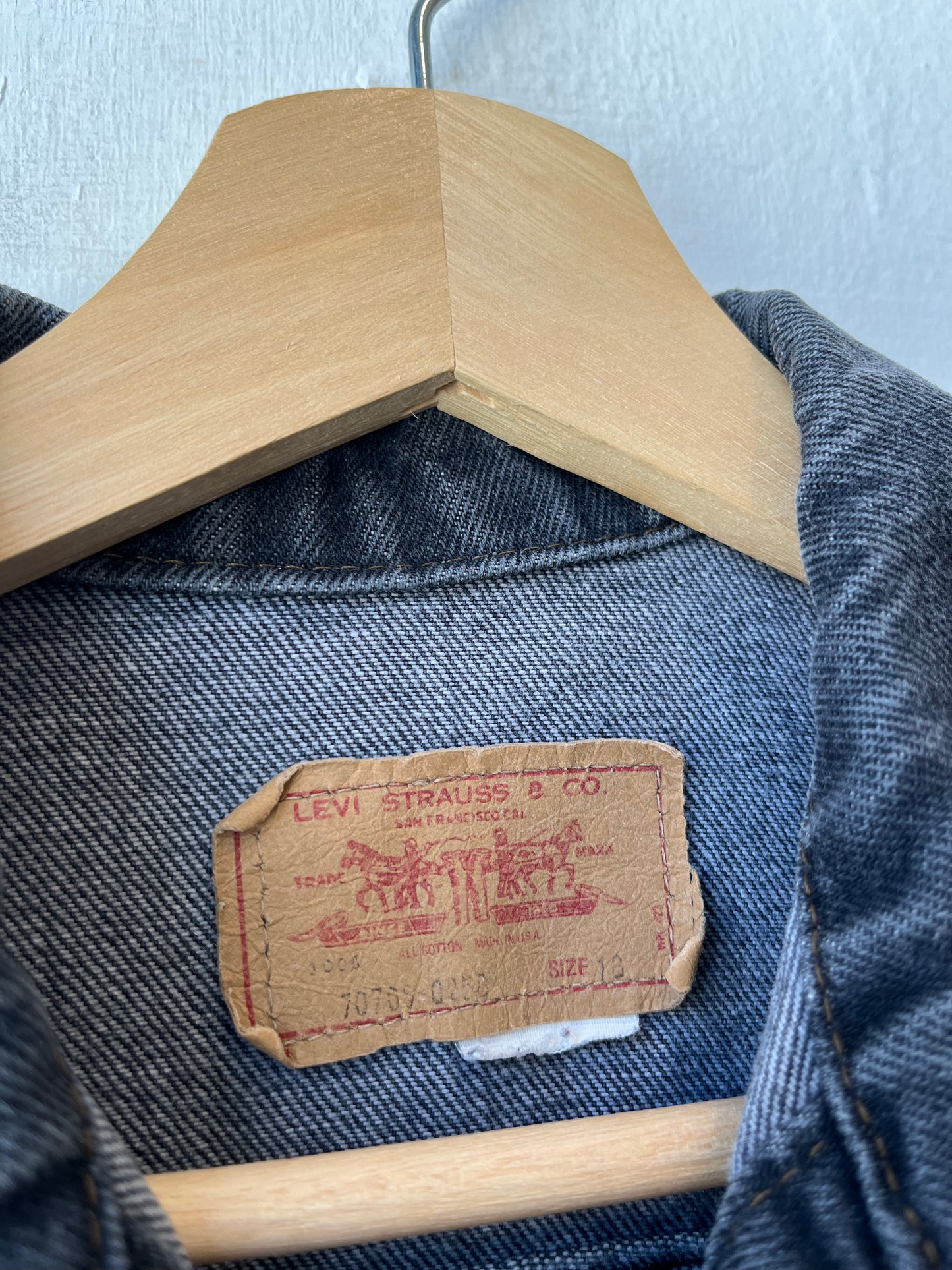 90's Levi's Black Denim Jacket