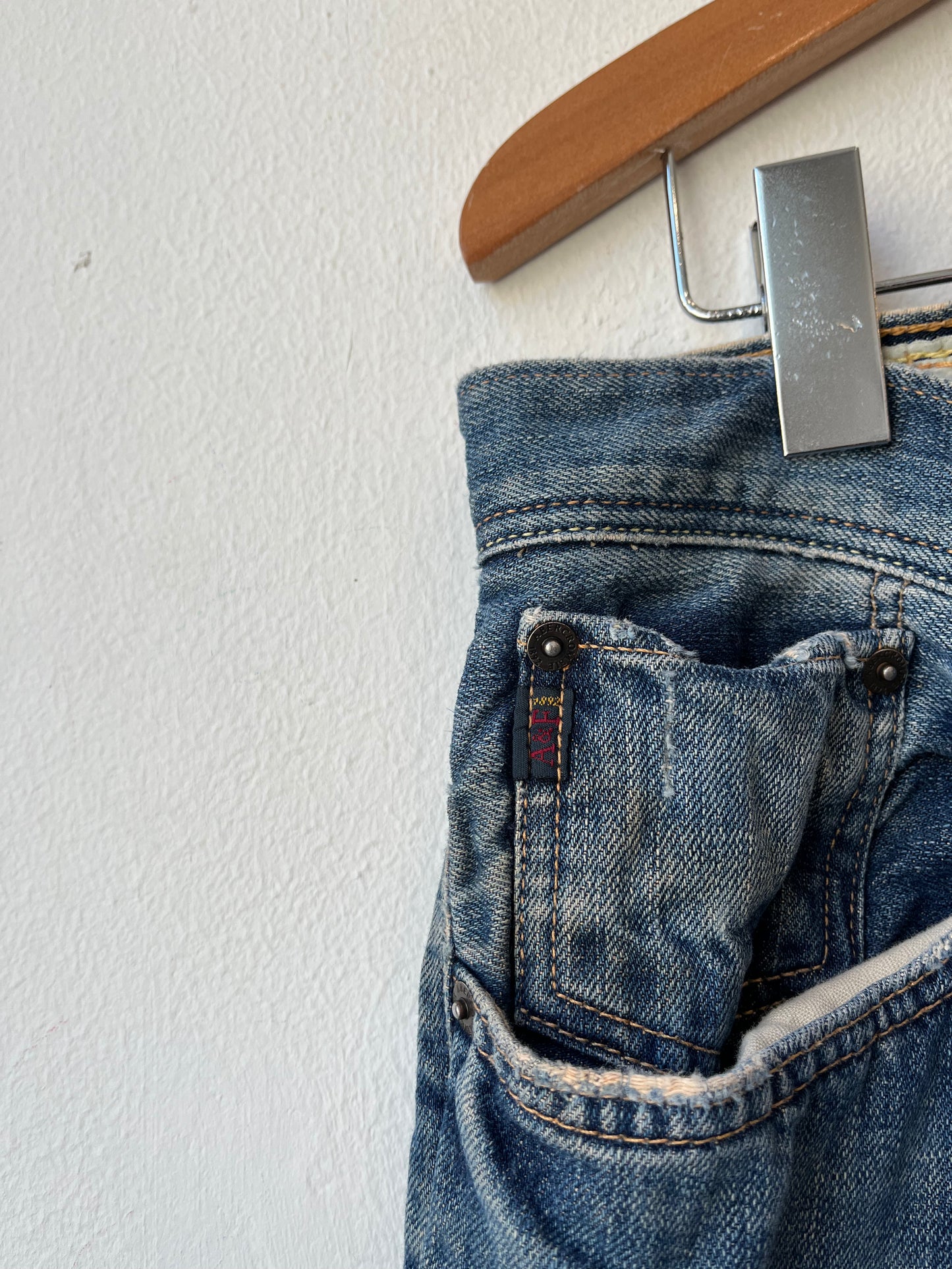 Y2K Abercrombie & Fitch Jeans 36"
