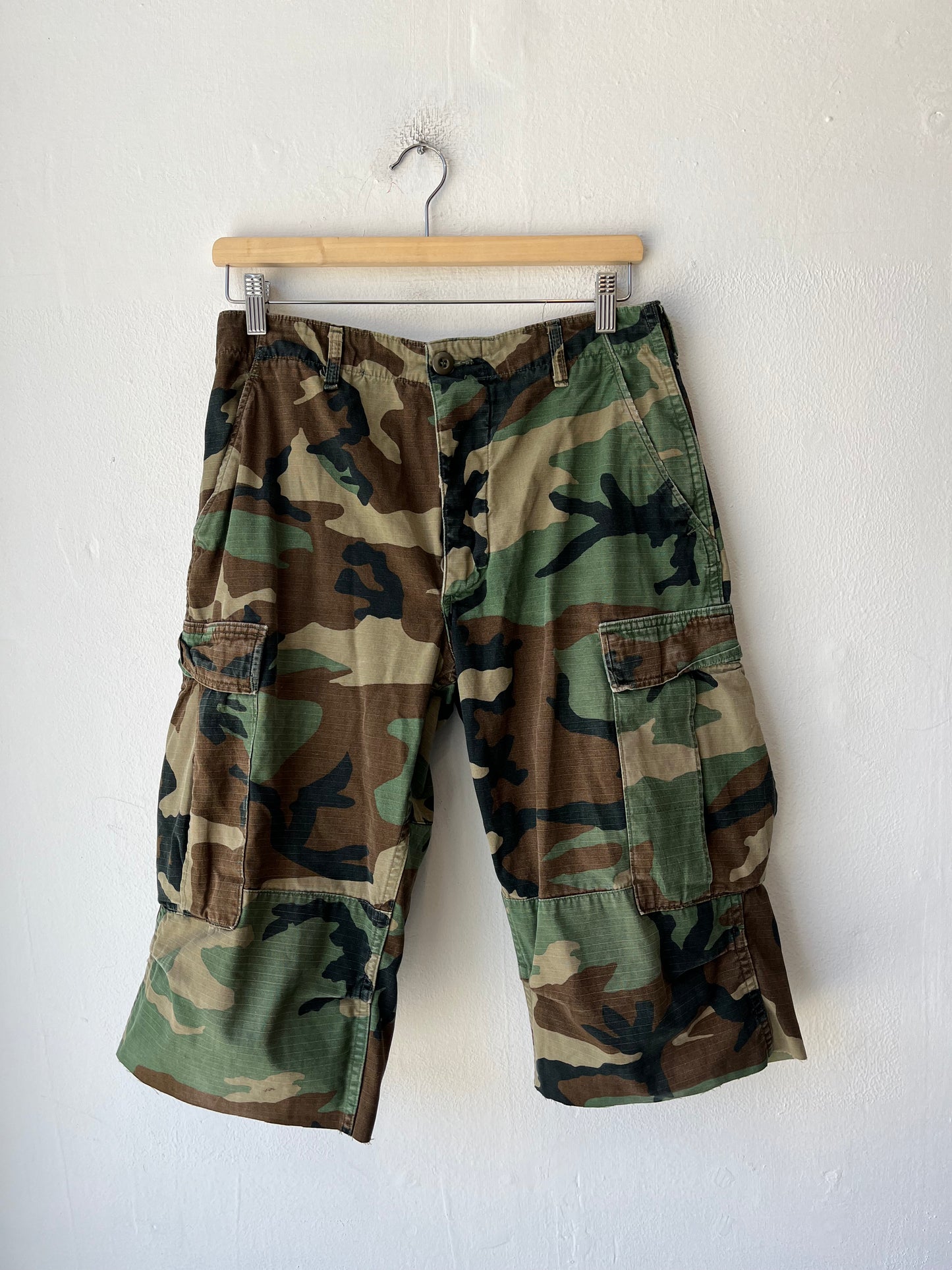 Y2K Camo Shorts 25-30"