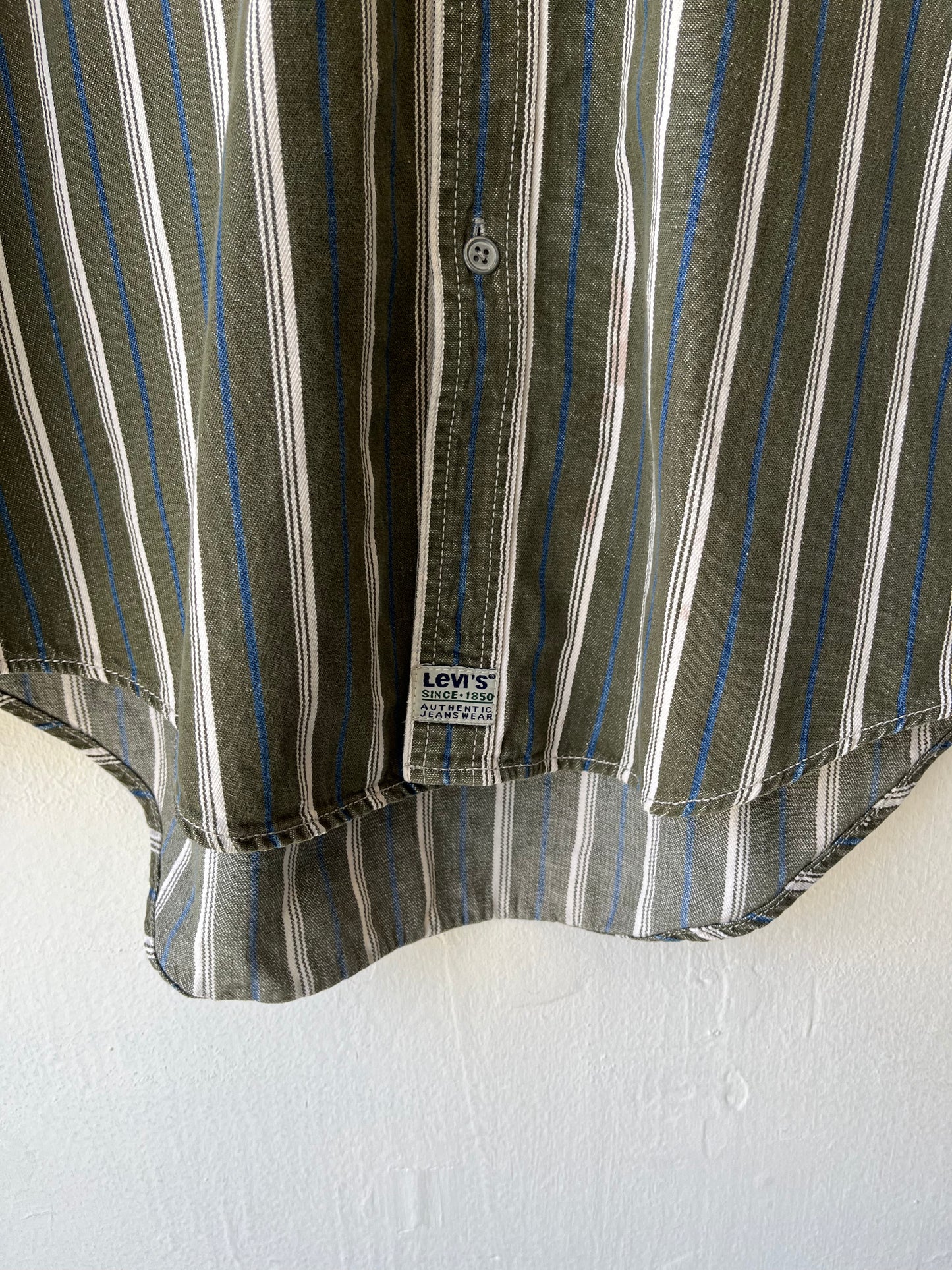Y2K Levi's Striped Button Up Shirt