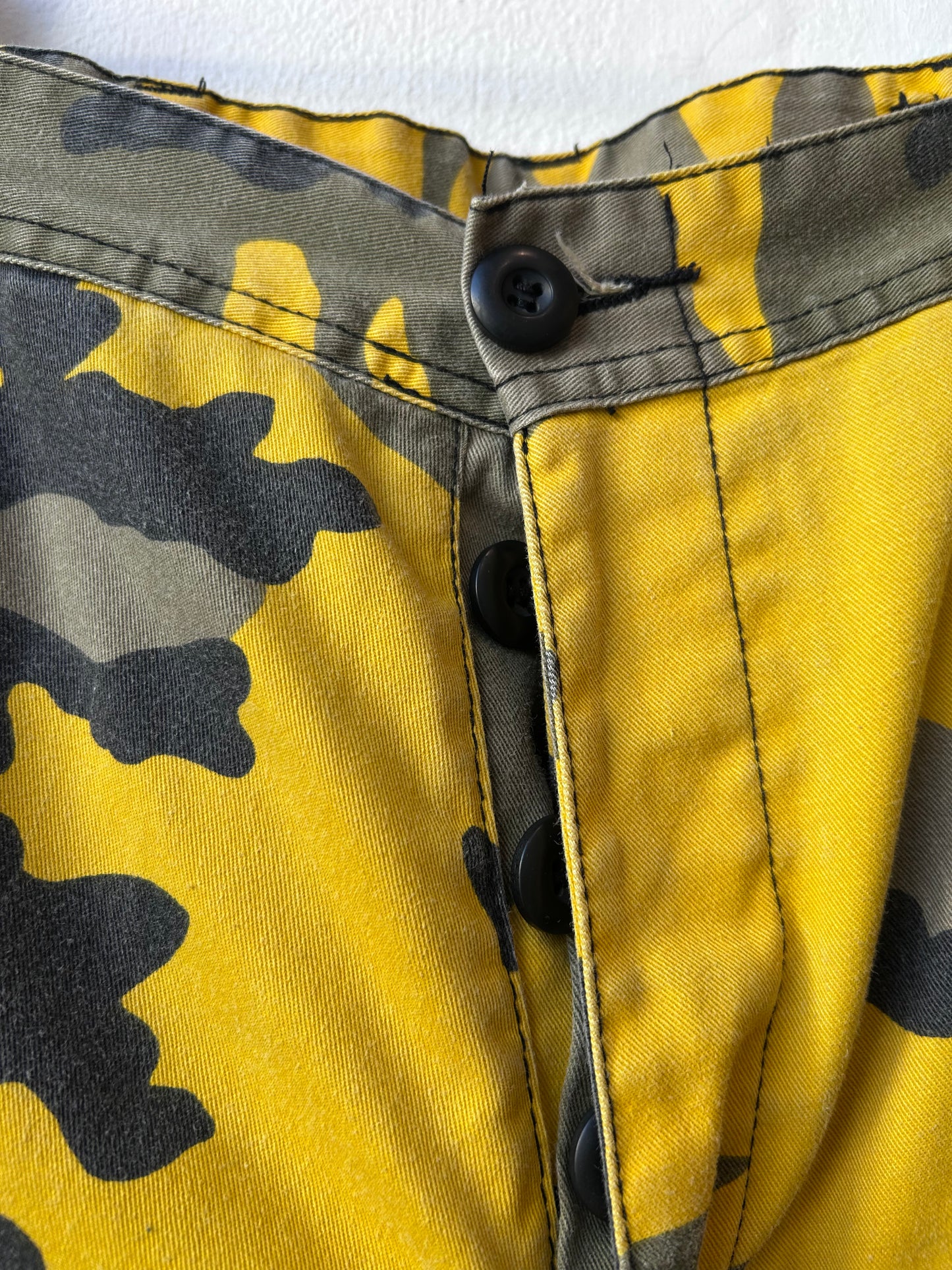 Y2K Yellow Camo Pants 26-28"