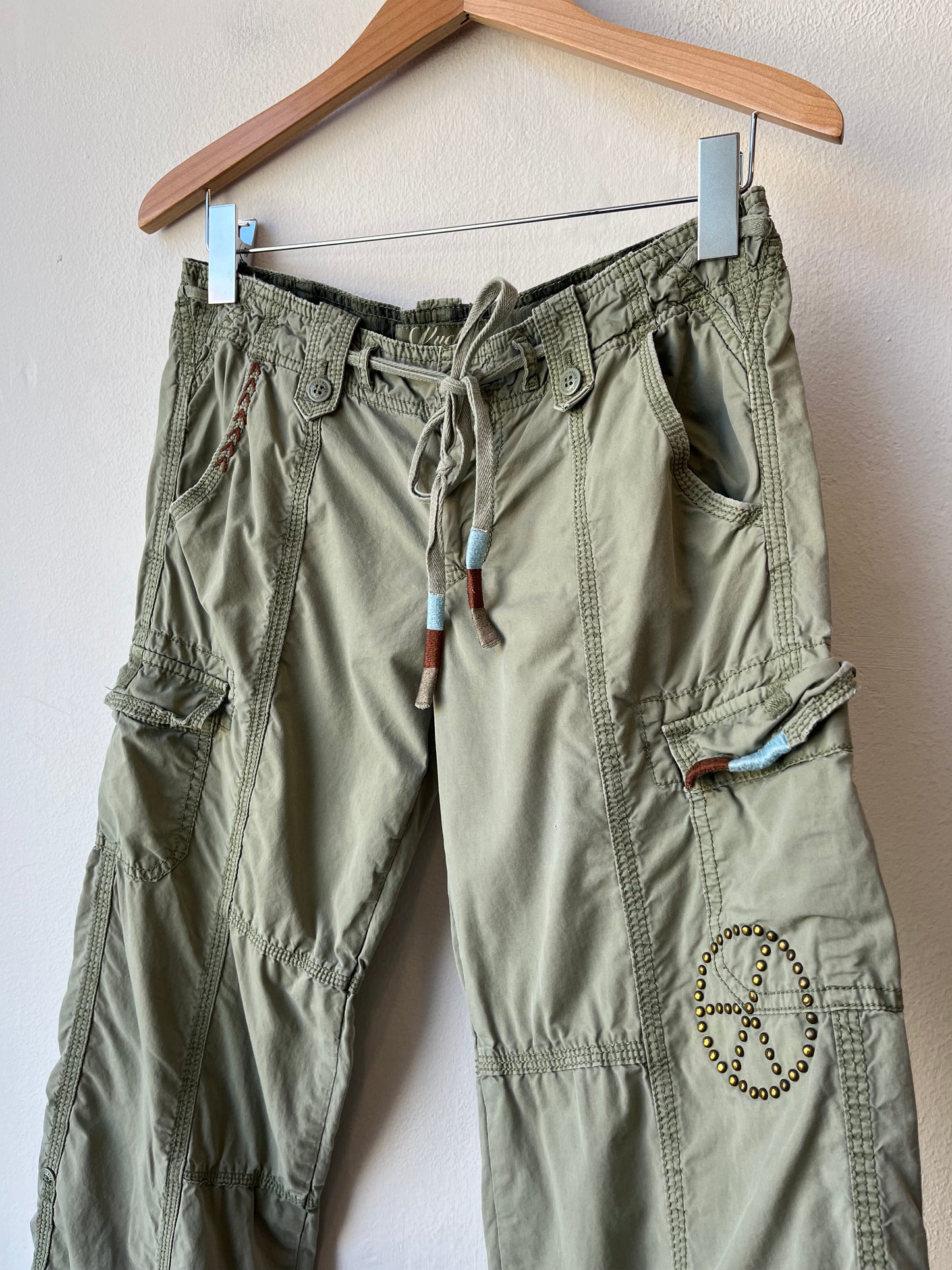 Y2K Low Rise Embellished Cargo Pants 28-31"