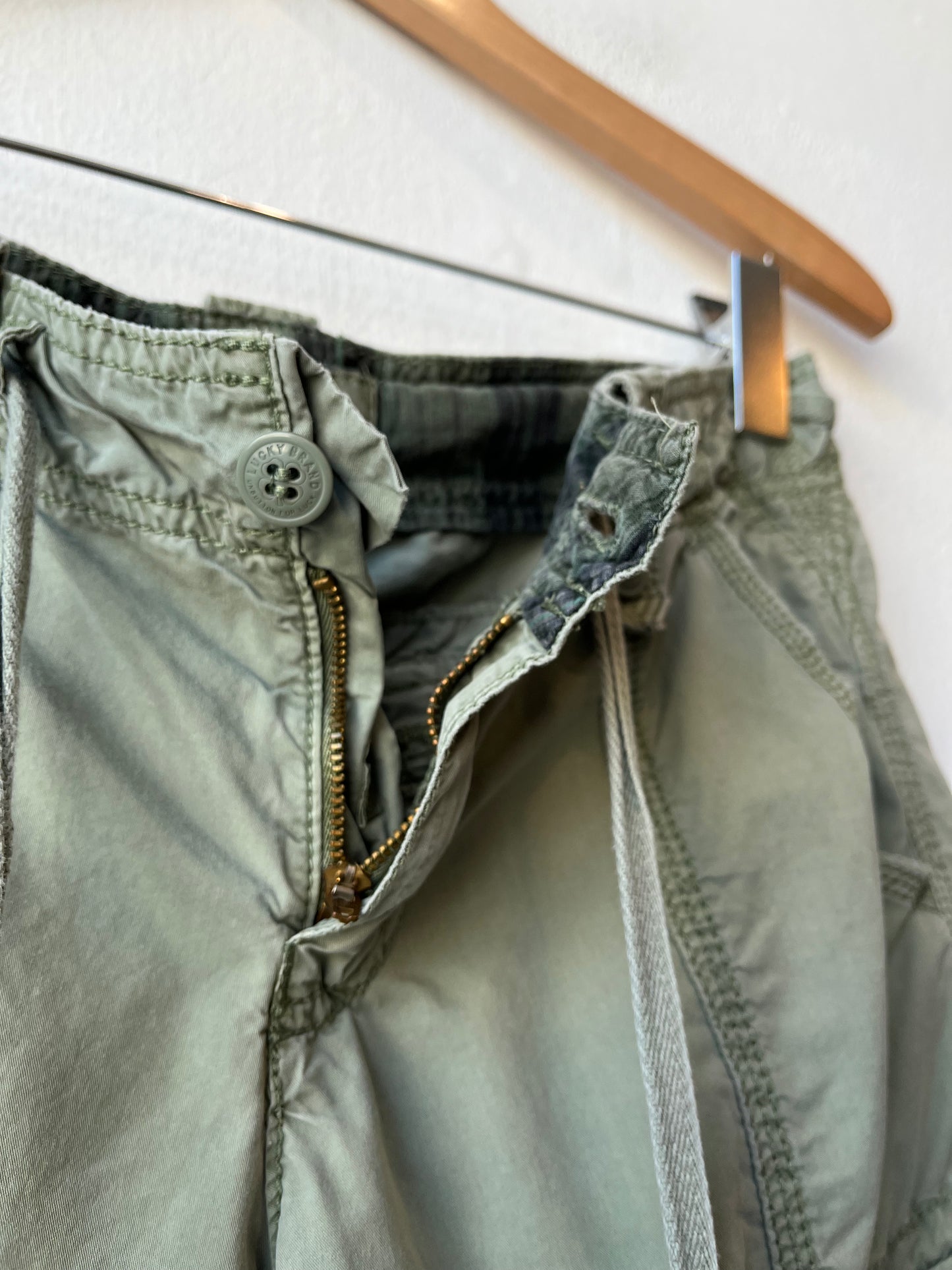 Y2K Low Rise Embellished Cargo Pants 28-31"