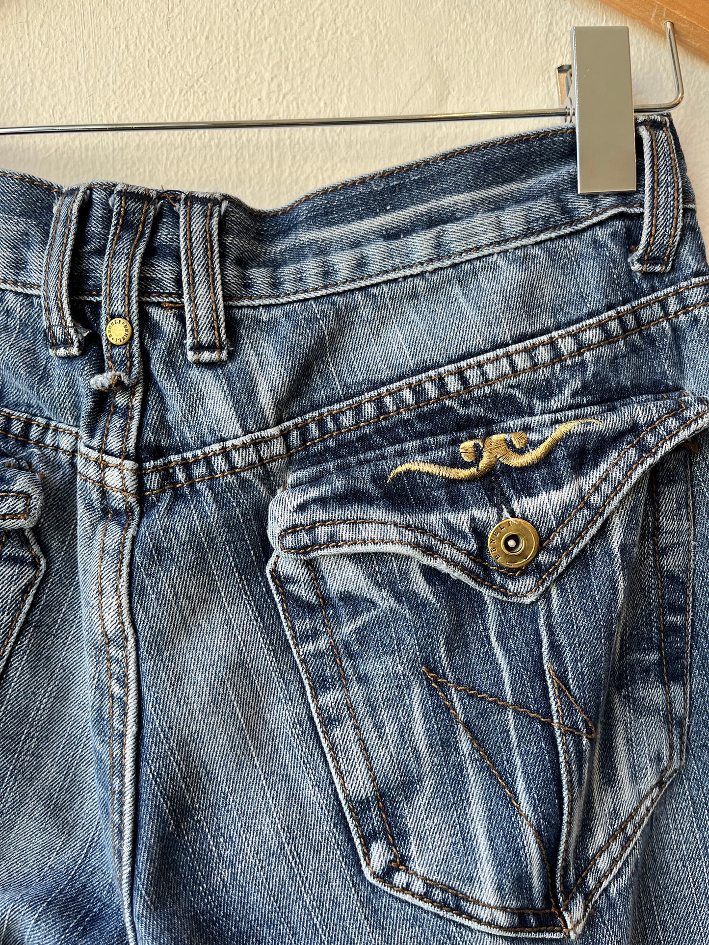 Y2K Beneli Straight Leg Jeans 30"