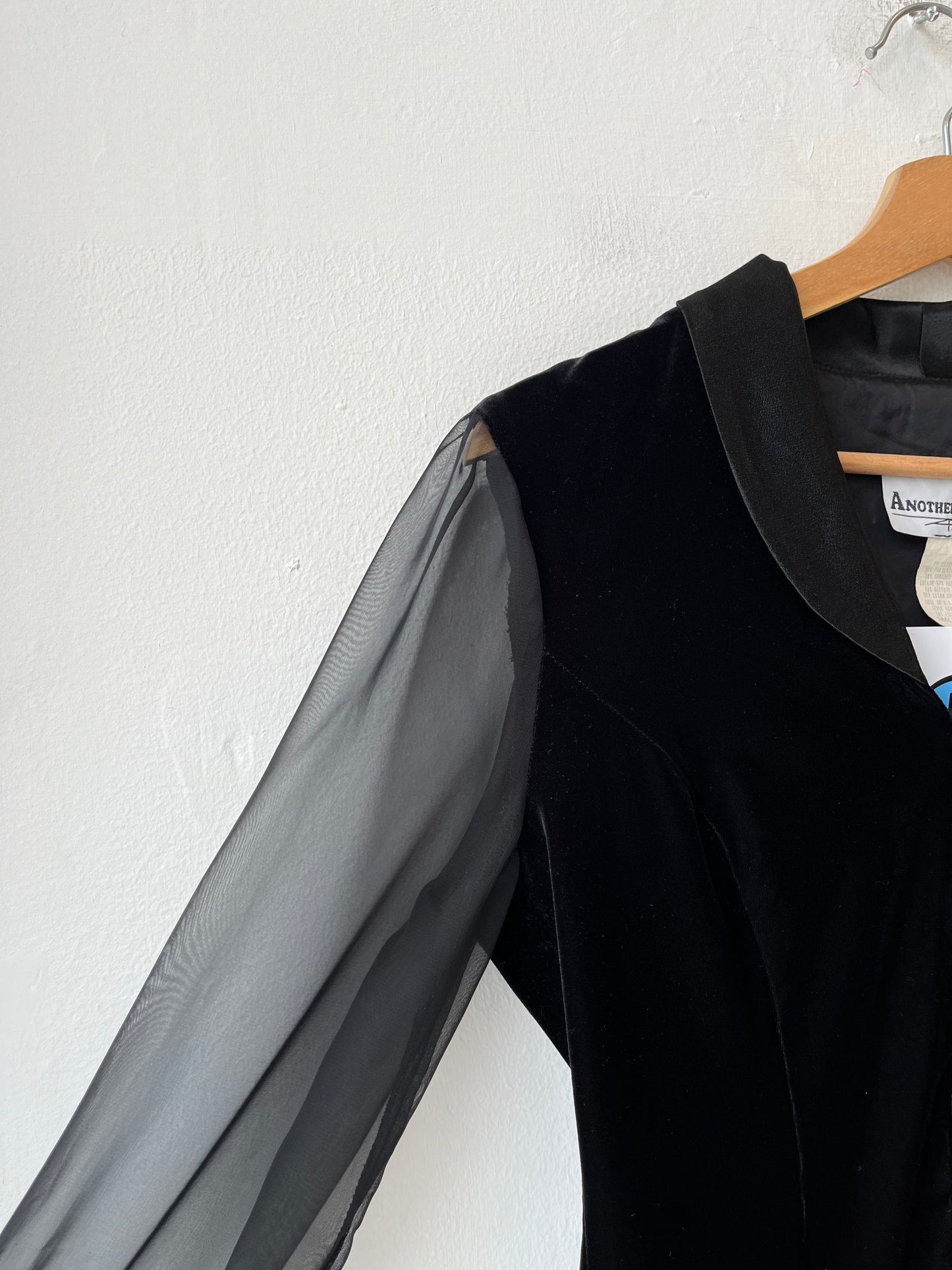 90's Velvet Collared Blouse