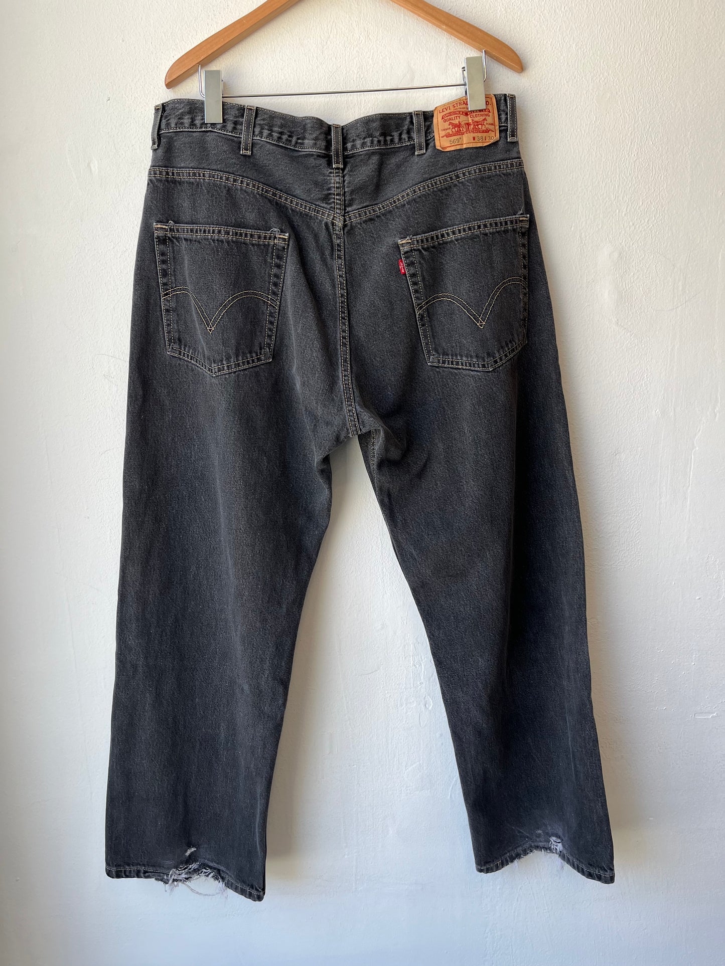 Y2K Black 569 Levi’s Jeans 38”