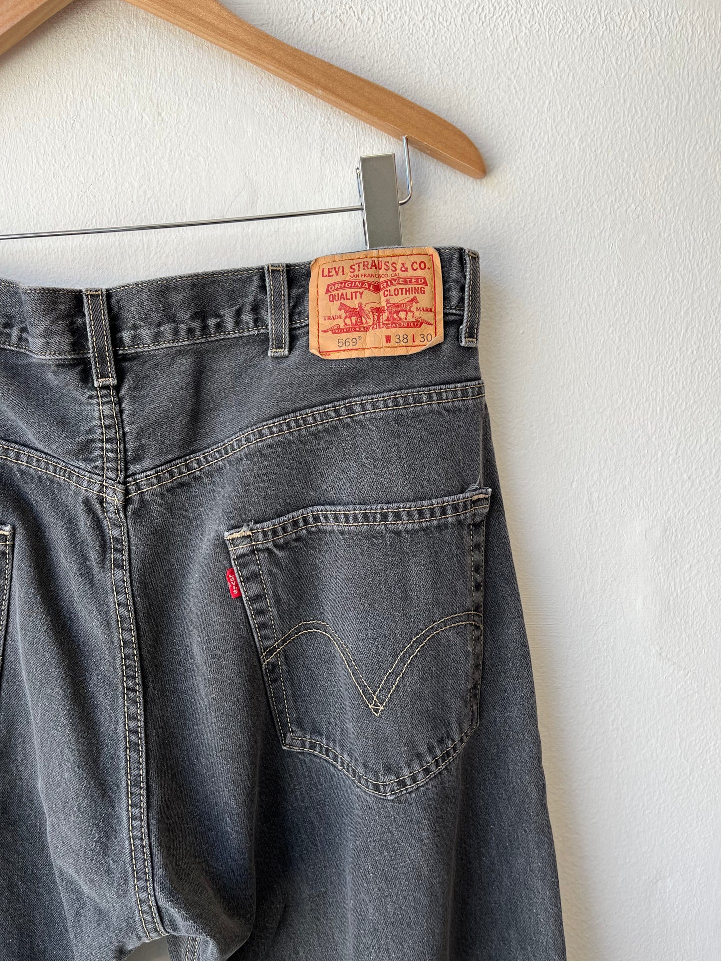 Y2K Black 569 Levi’s Jeans 38”