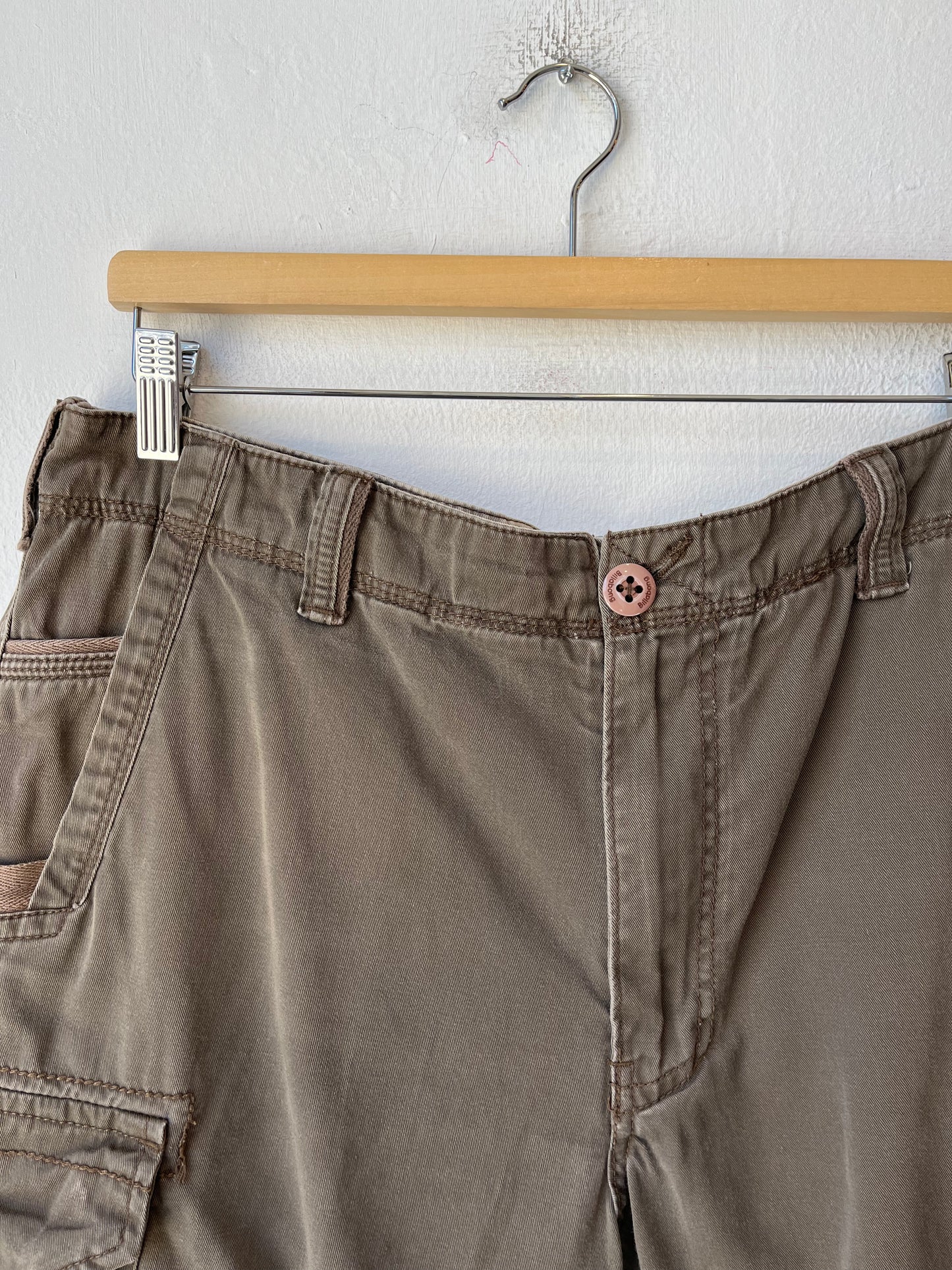 Y2K Billabong Cargo Shorts 35"