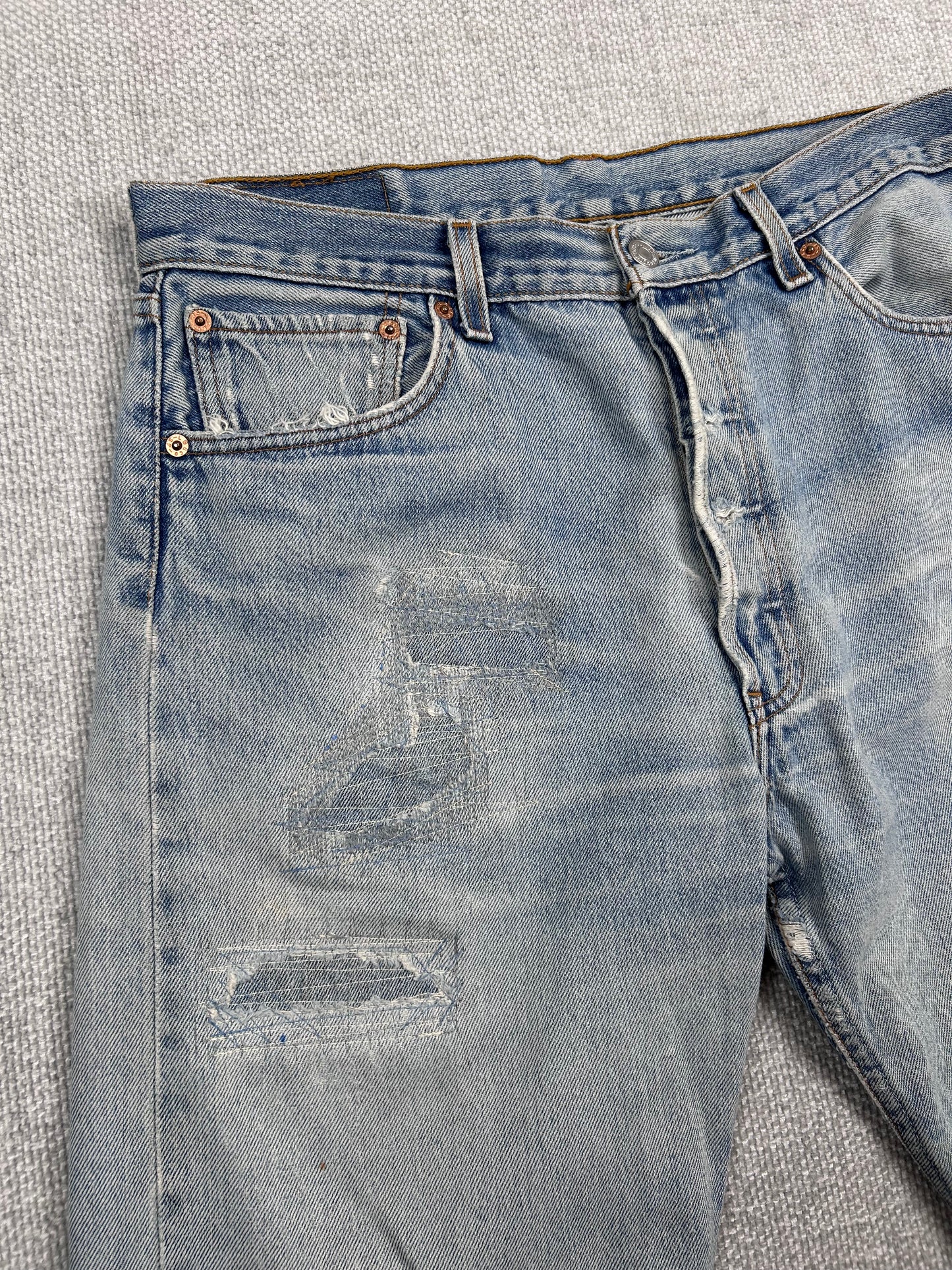 Y2K Repaired Levi's 501 33"