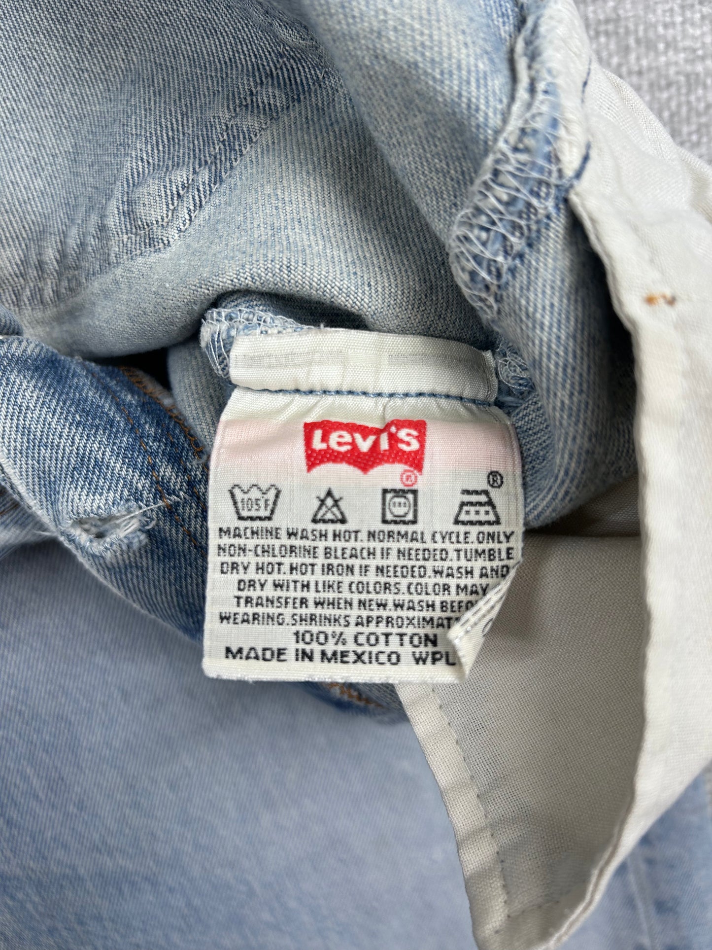 Y2K Repaired Levi's 501 33"