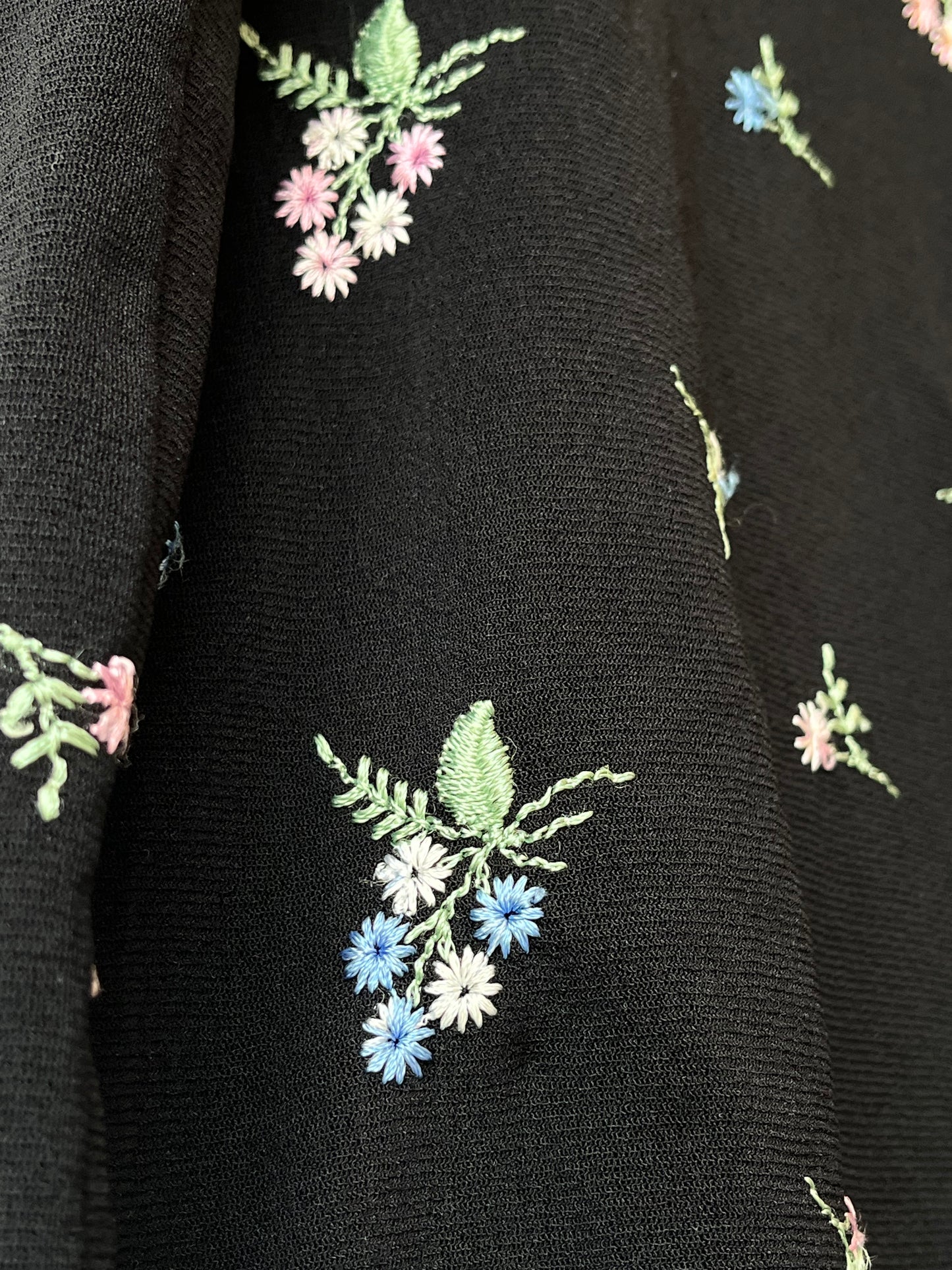 90's Floral Mesh Midi Skirt 27- 31"