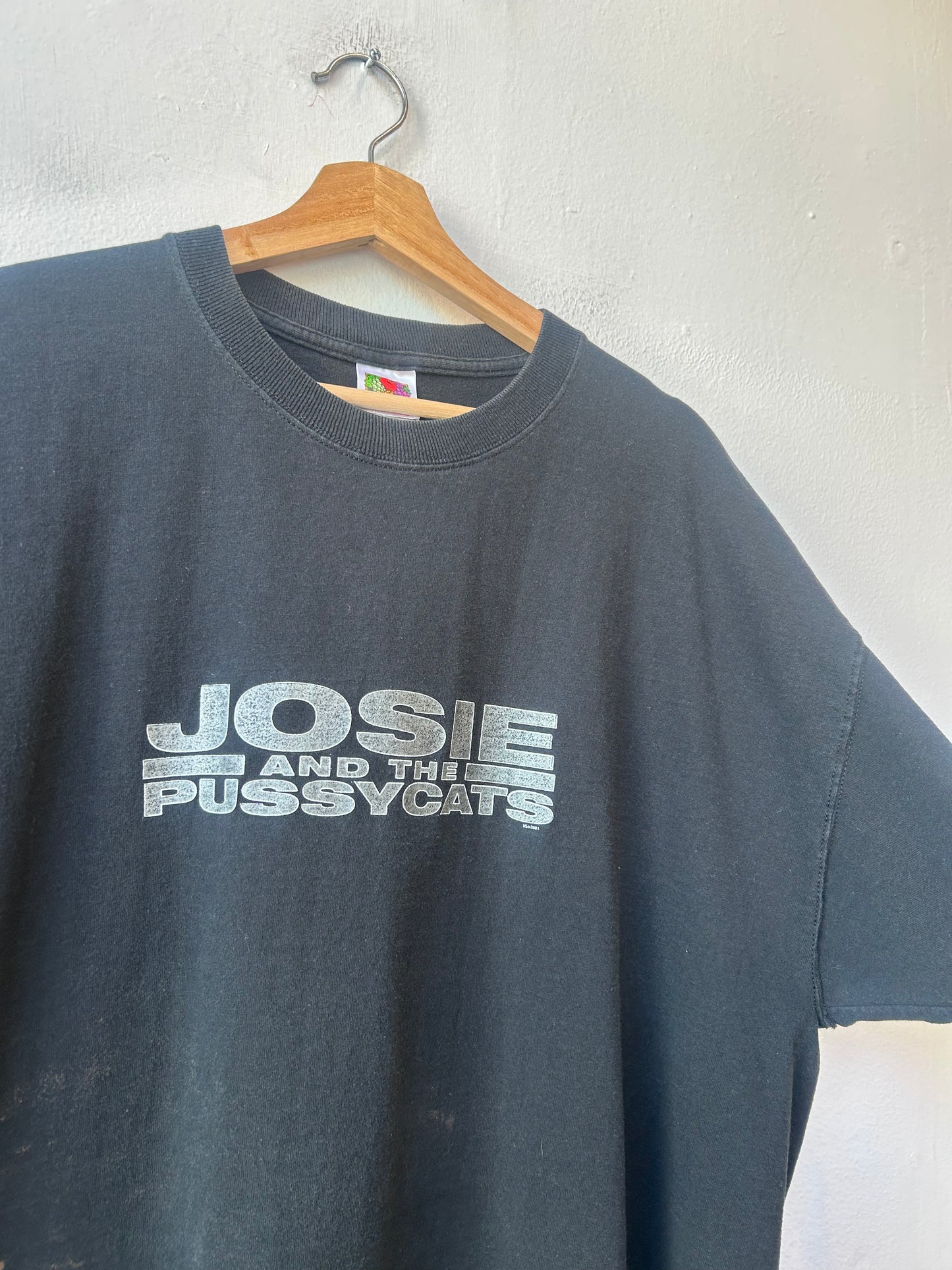 2001 Josie and the Pussycats T-Shirt