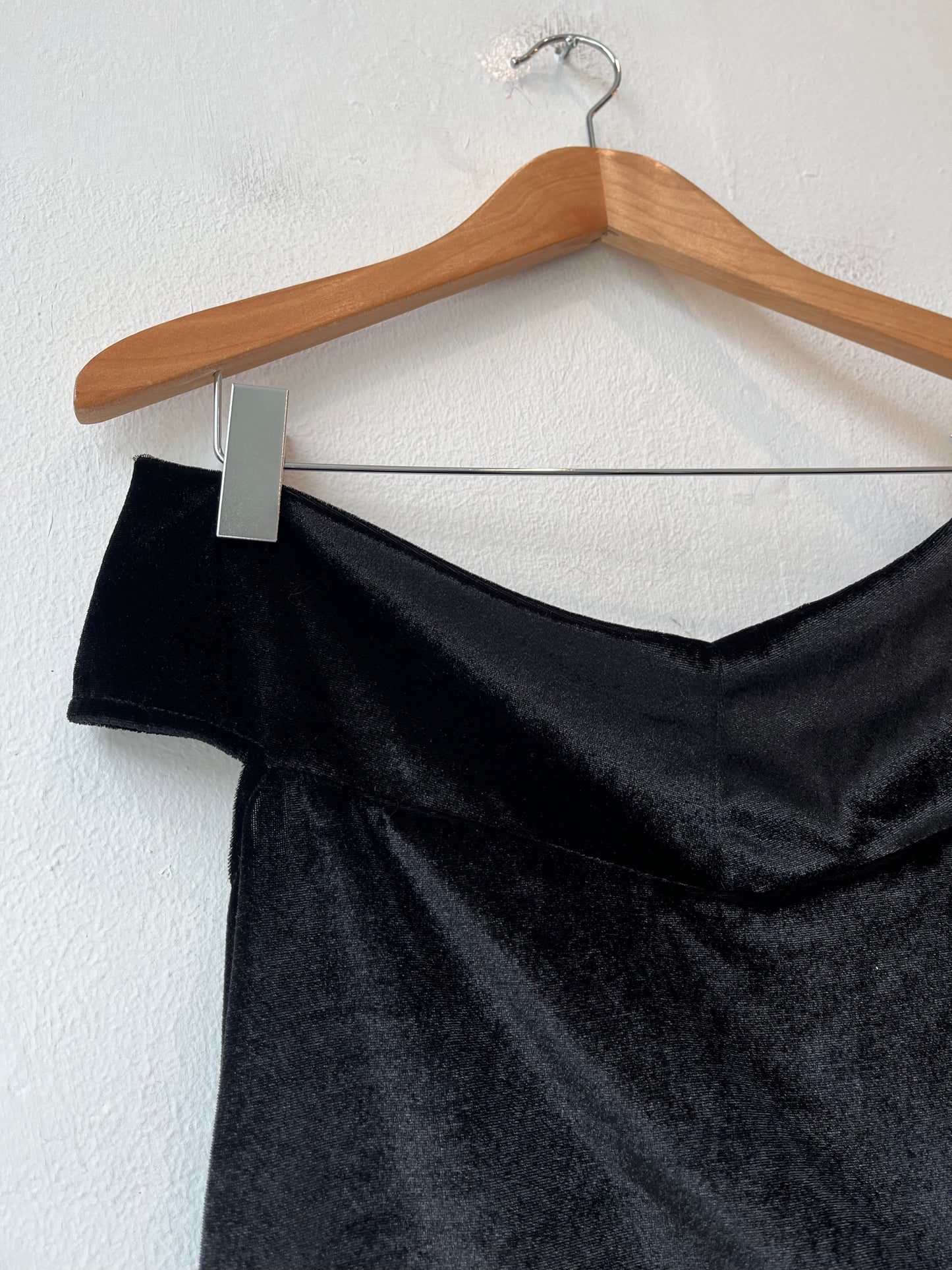 90's Velvet Off The Shoulder Top